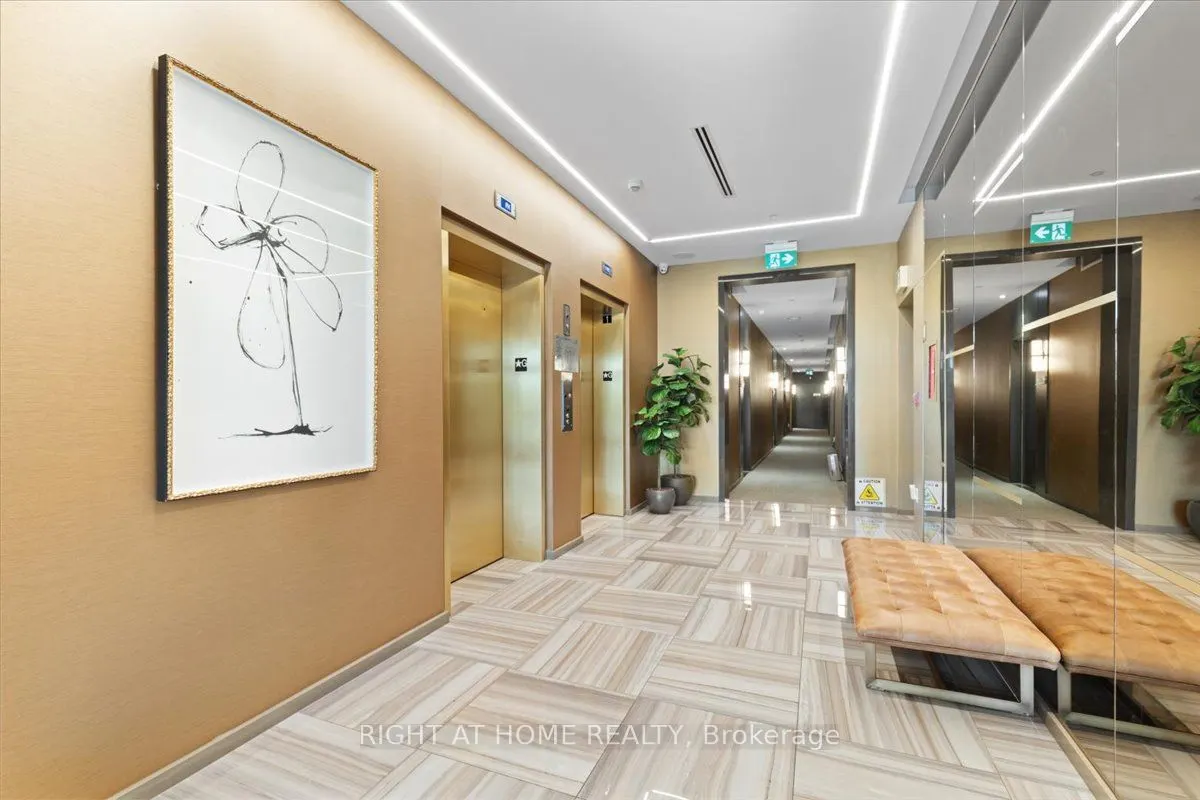 200 Inlet Private, #907