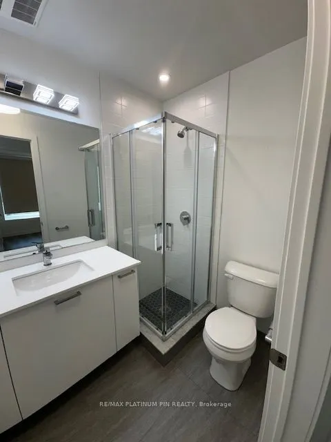 467 Charlton Avenue E, #503