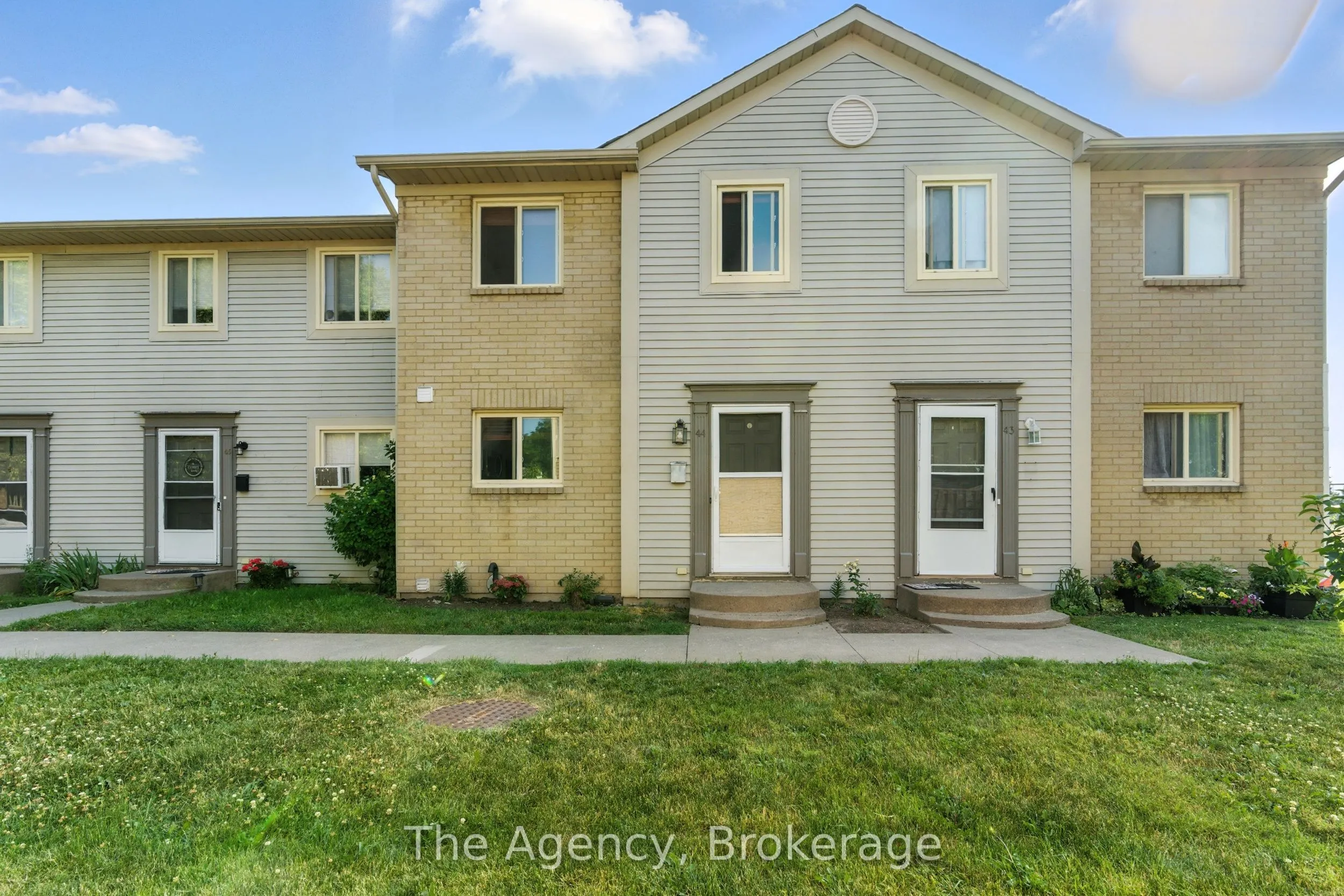 65 Dorchester Boulevard, #44