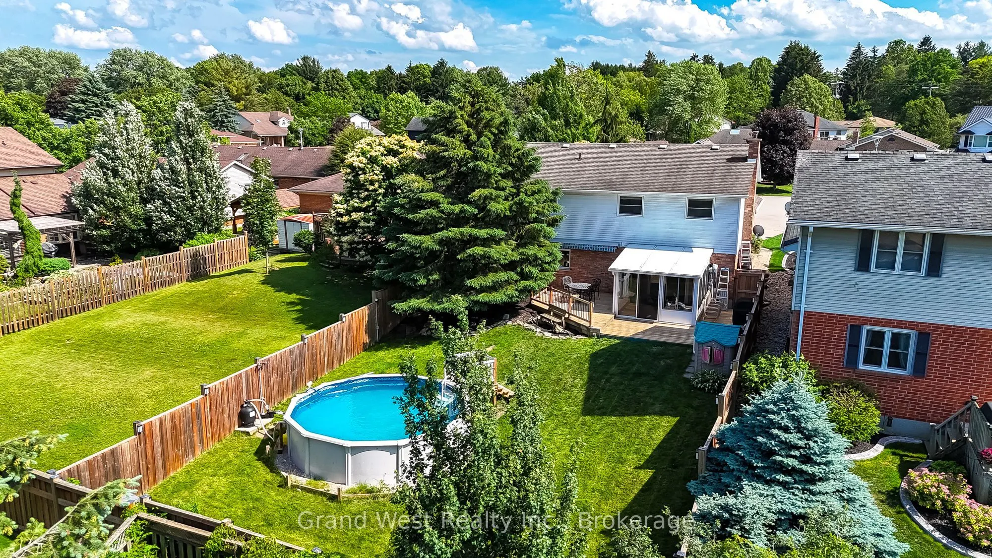 10 GLEN ABBEY Court