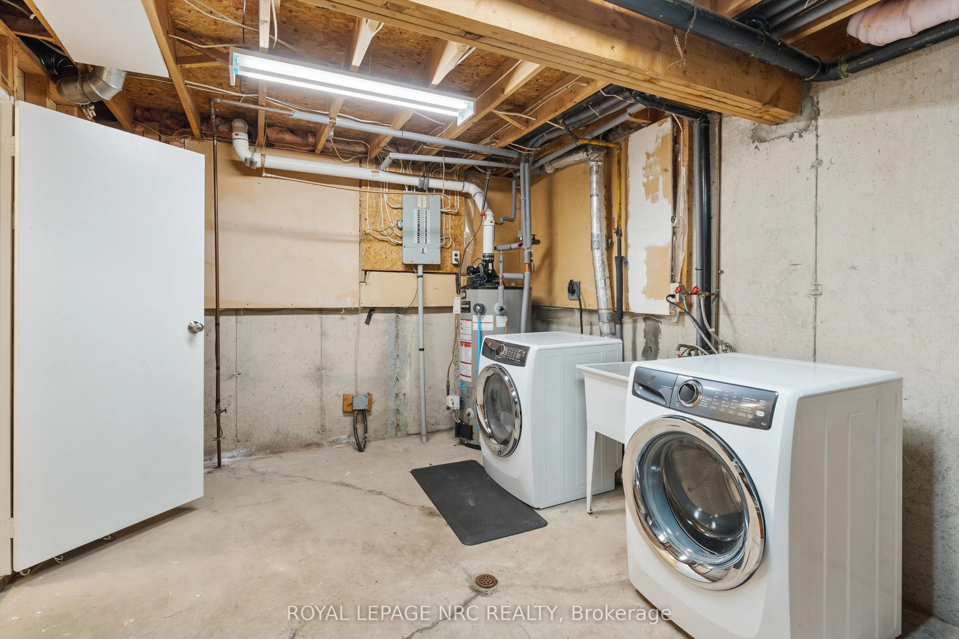38 Elma Street, #9
