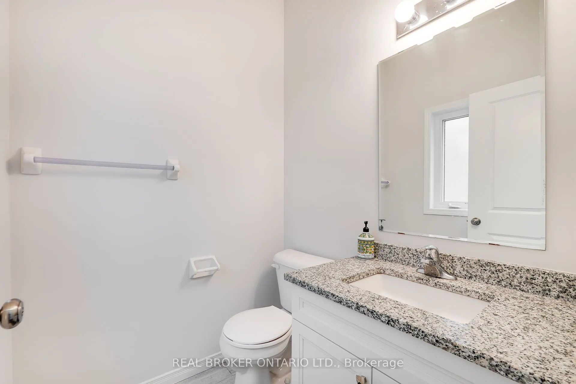 326 Moorlands Crescent