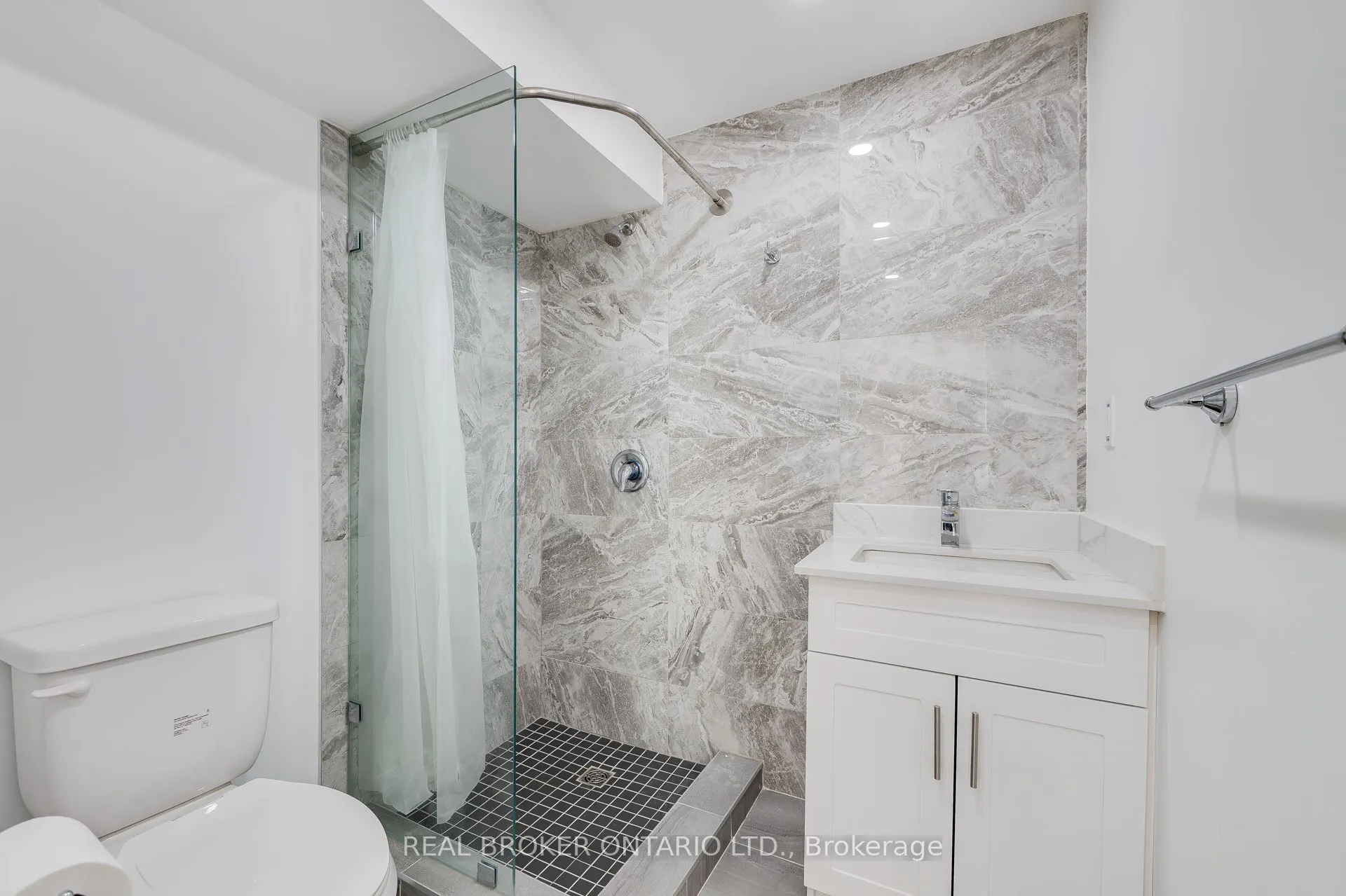 326 Moorlands Crescent