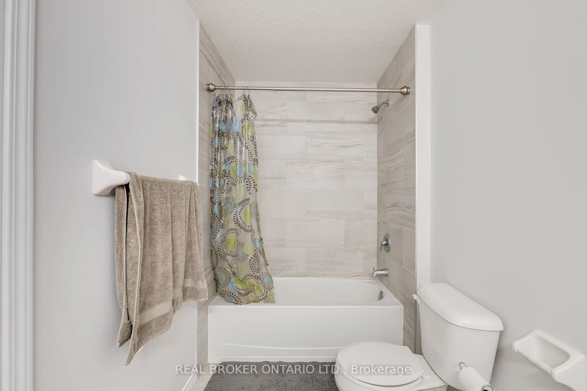 326 Moorlands Crescent