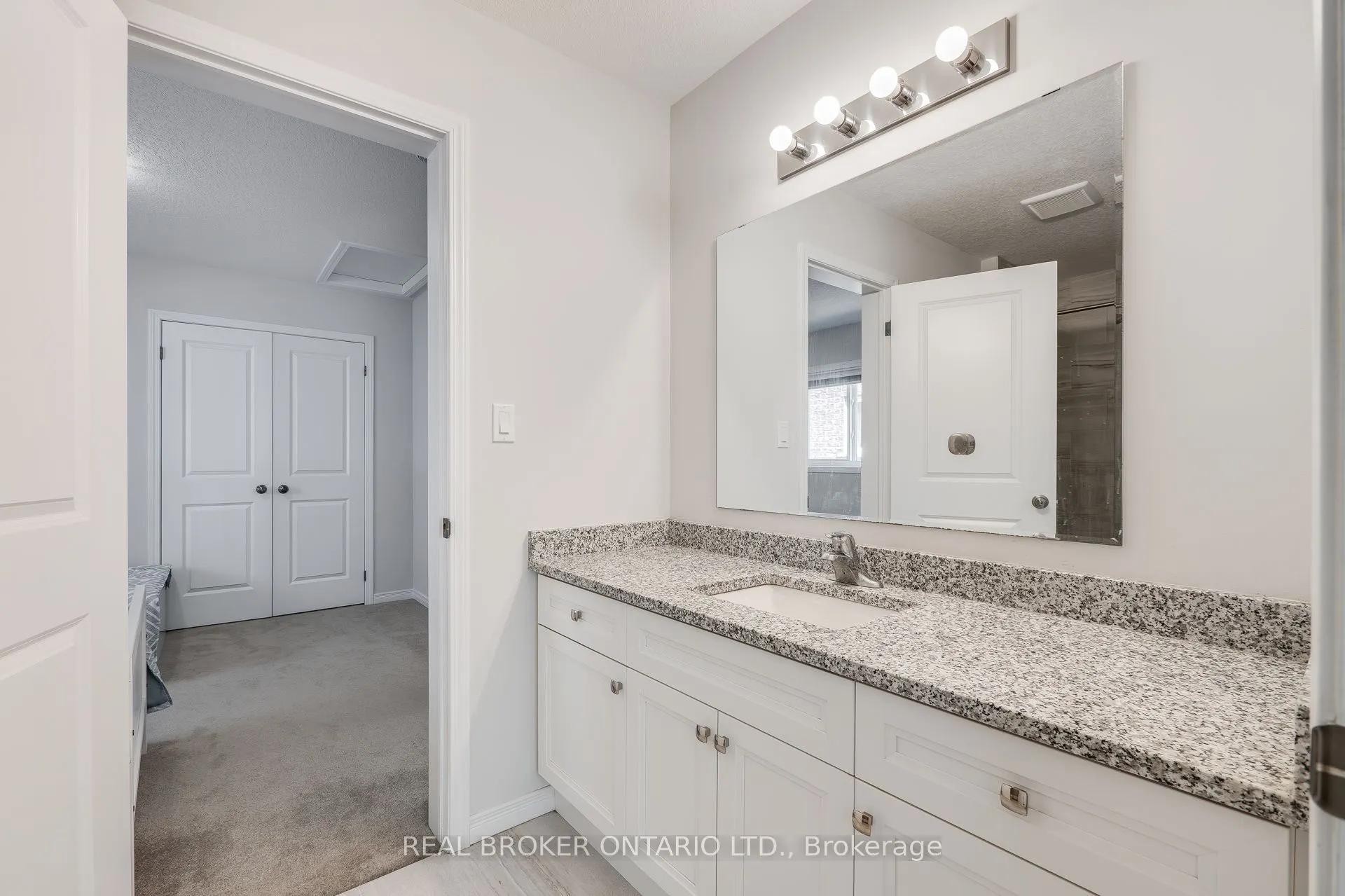 326 Moorlands Crescent