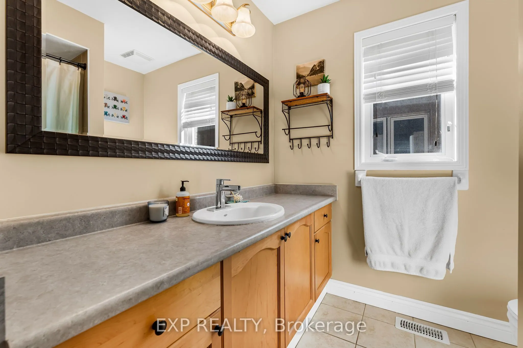 117 Glenmeadow Crescent