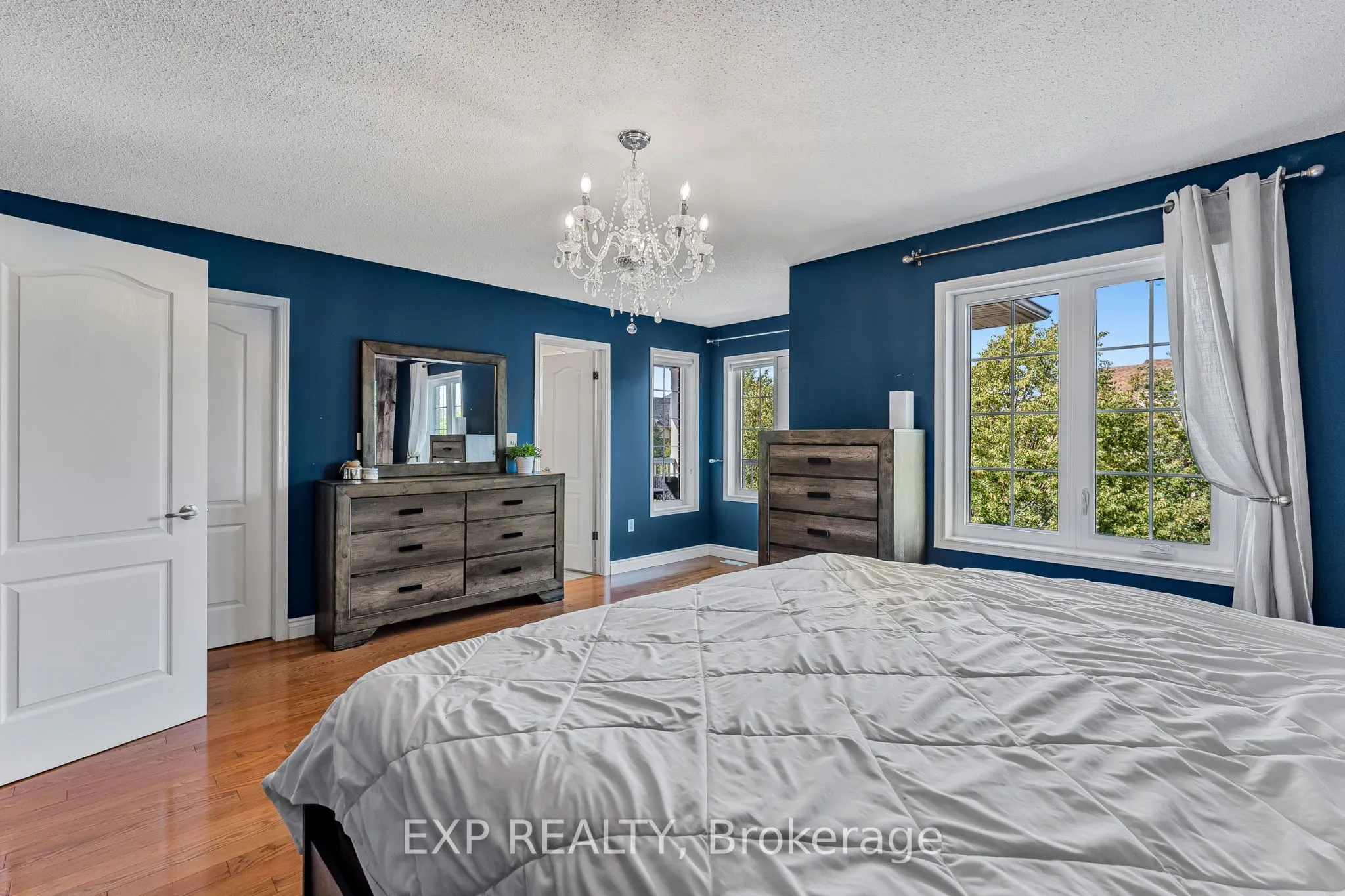 117 Glenmeadow Crescent