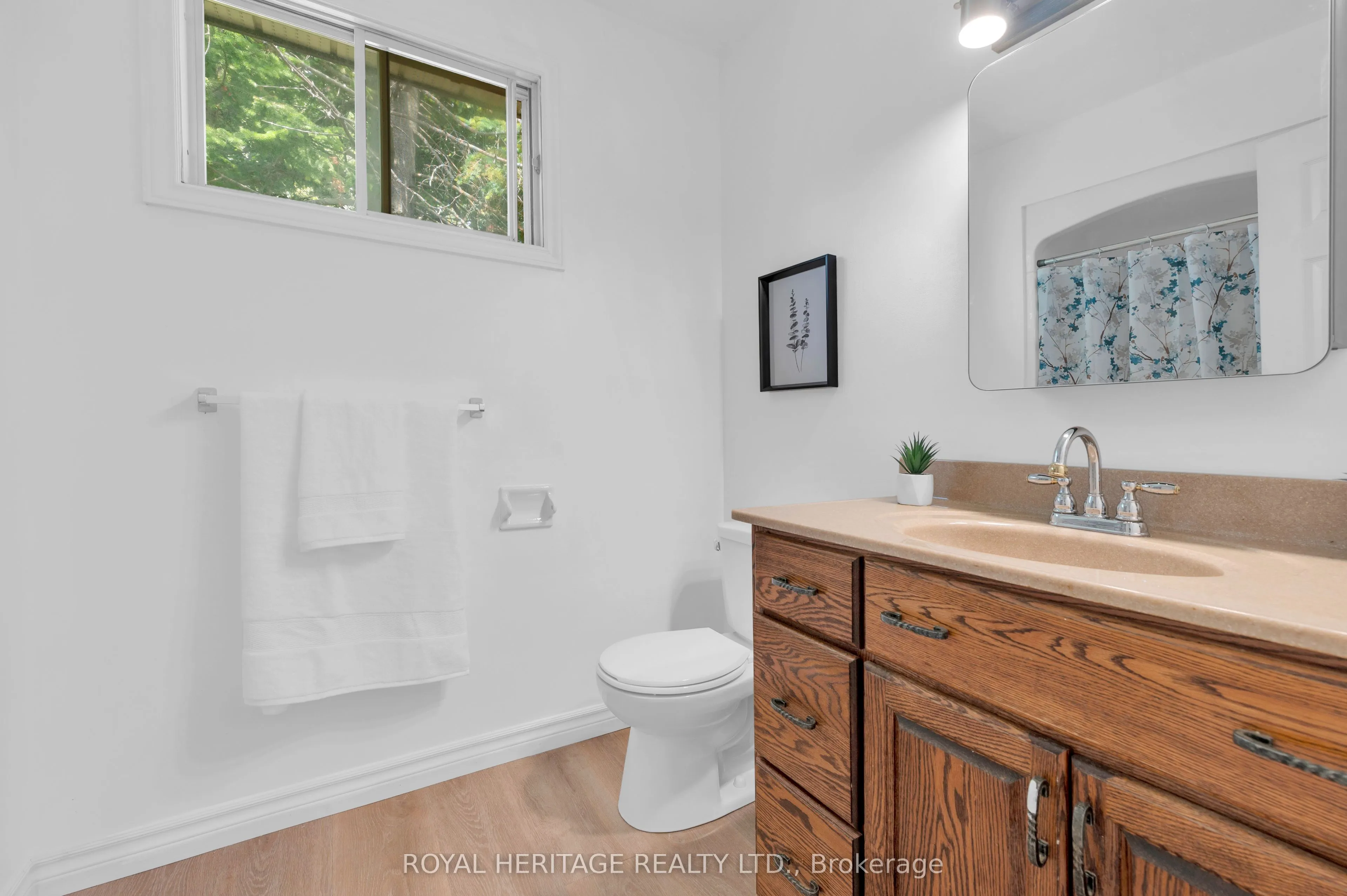 10 Briarwood Crescent