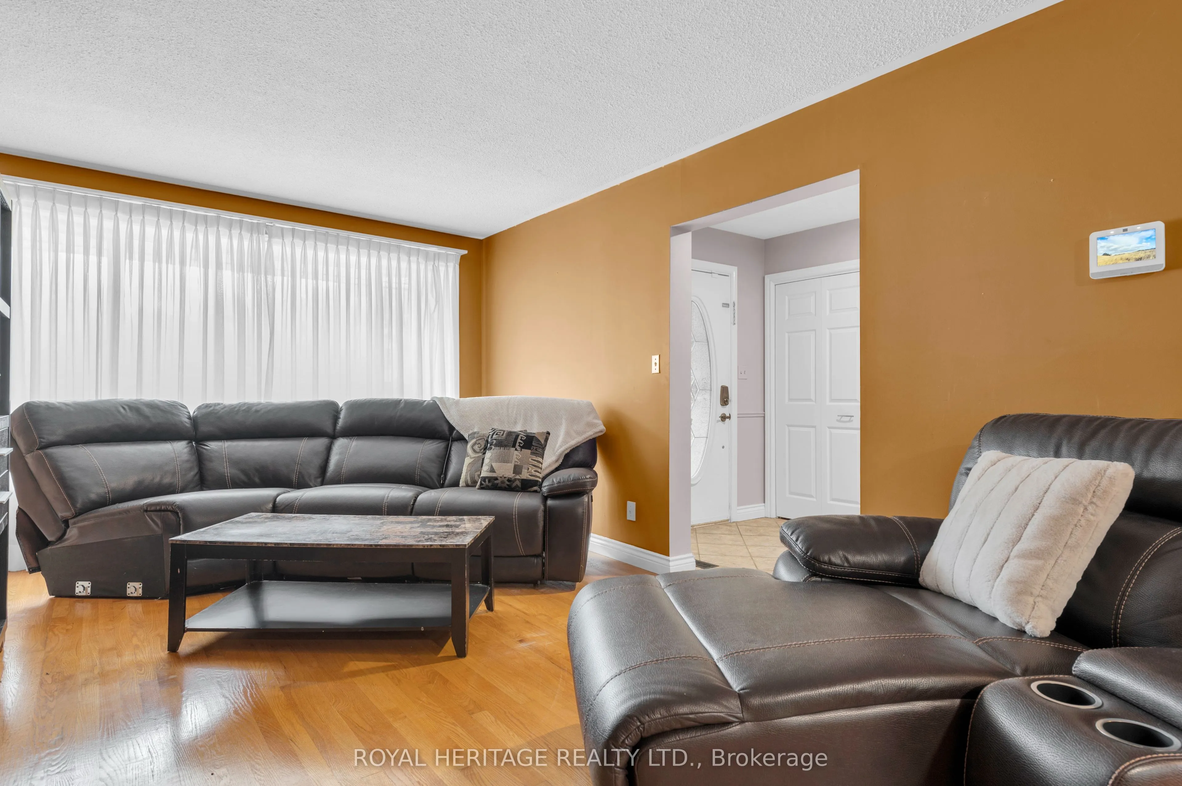 10 Briarwood Crescent