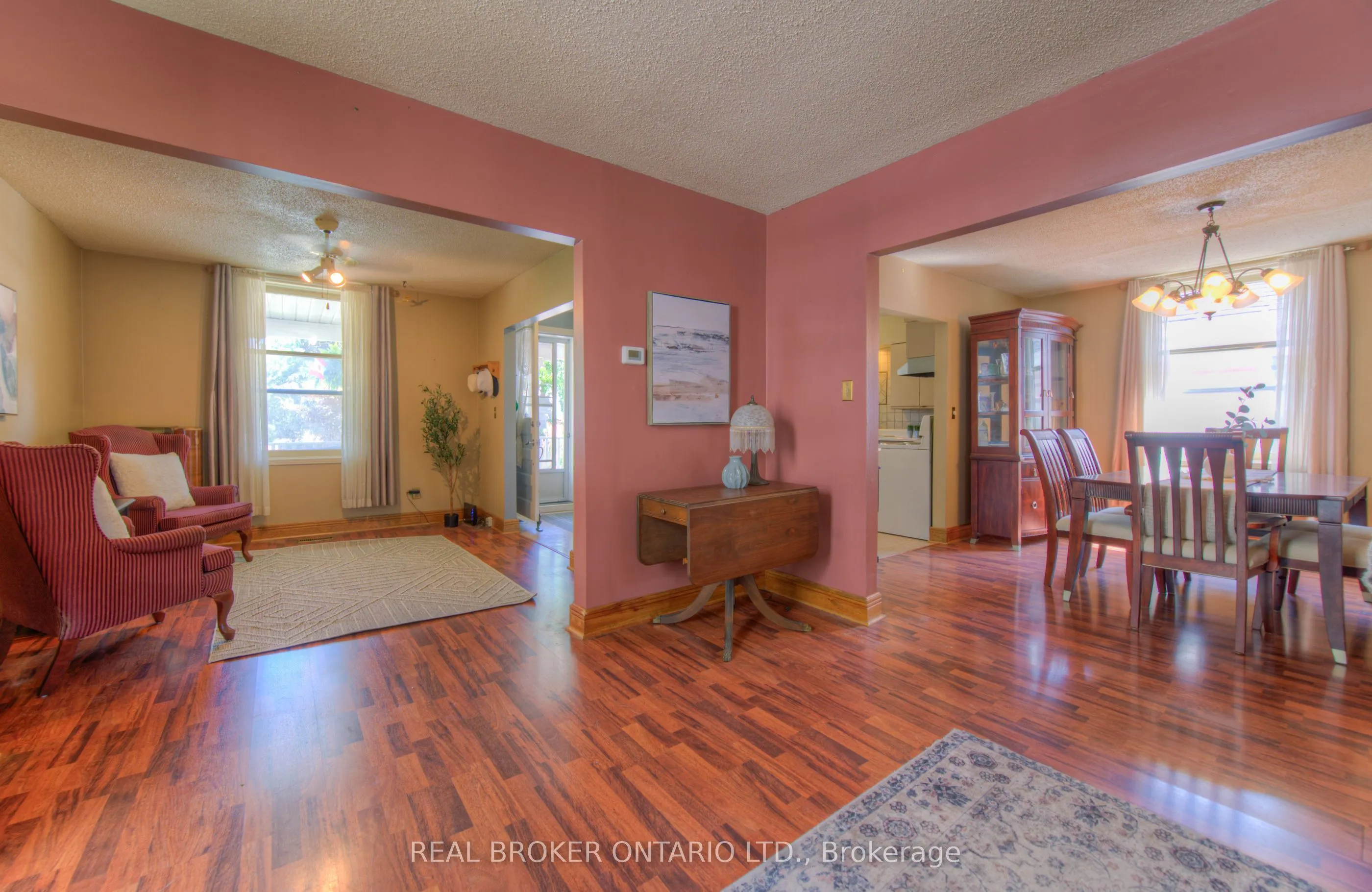 138 Forest Road