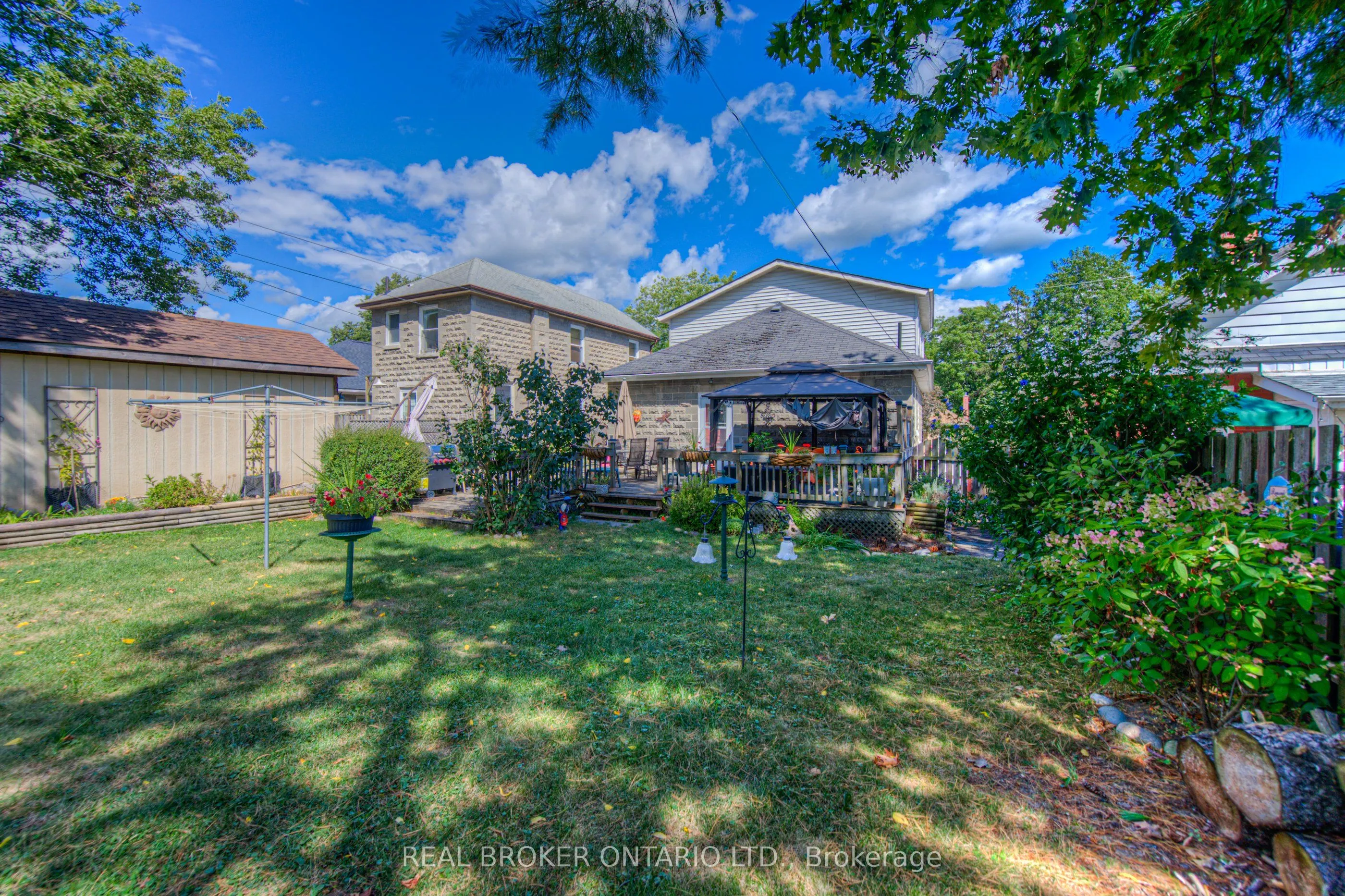 138 Forest Road