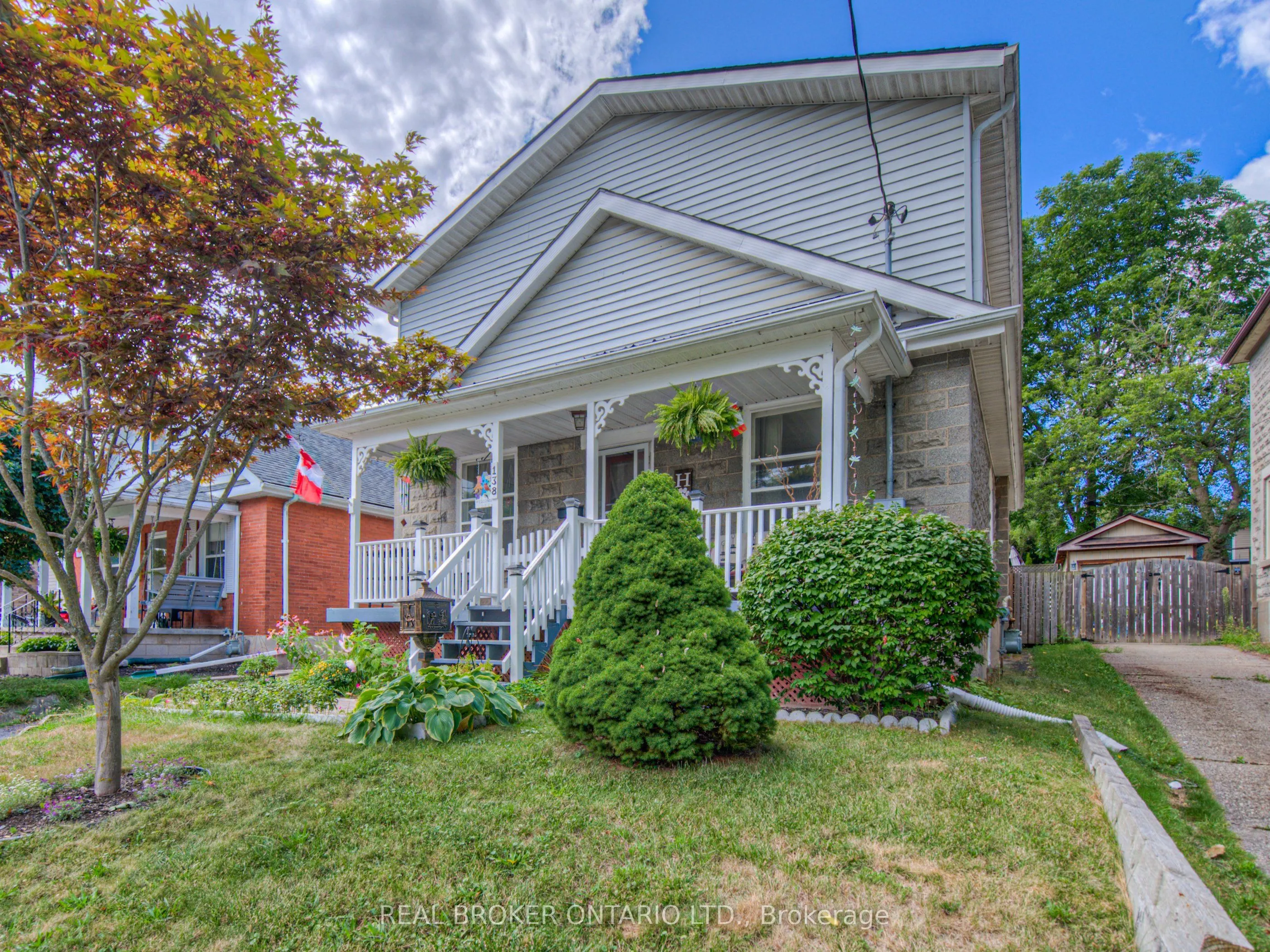 138 Forest Road