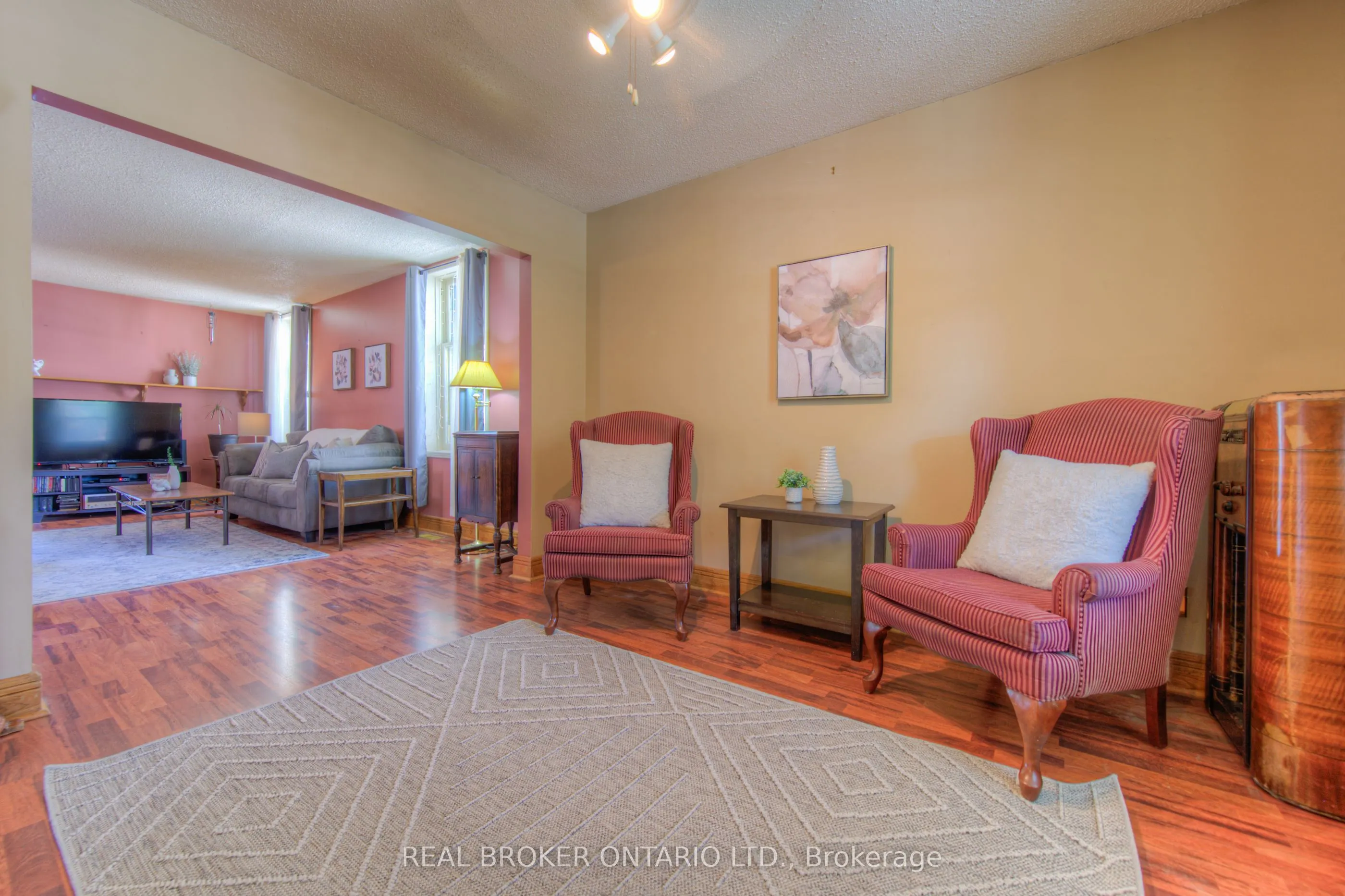 138 Forest Road
