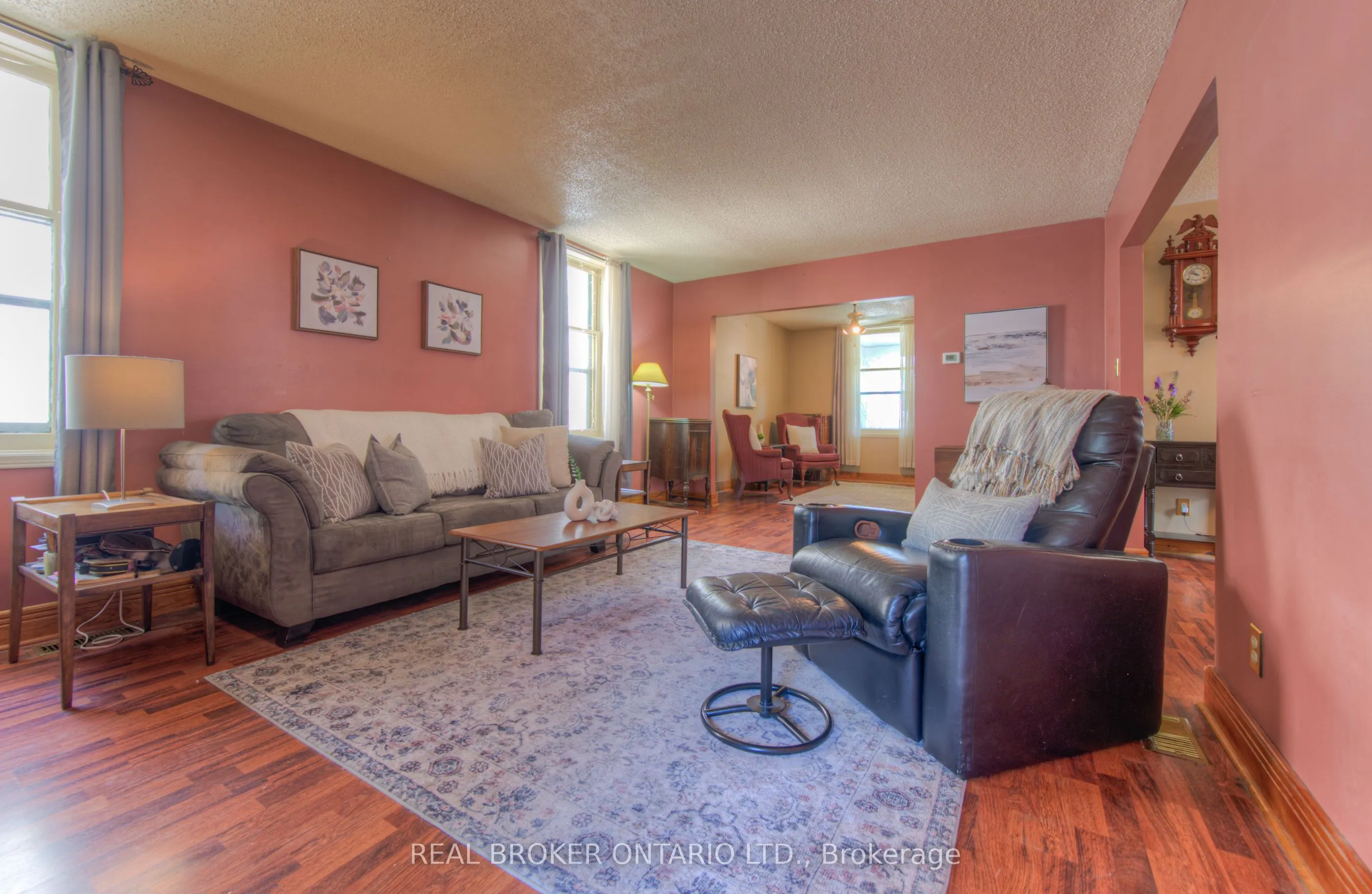 138 Forest Road