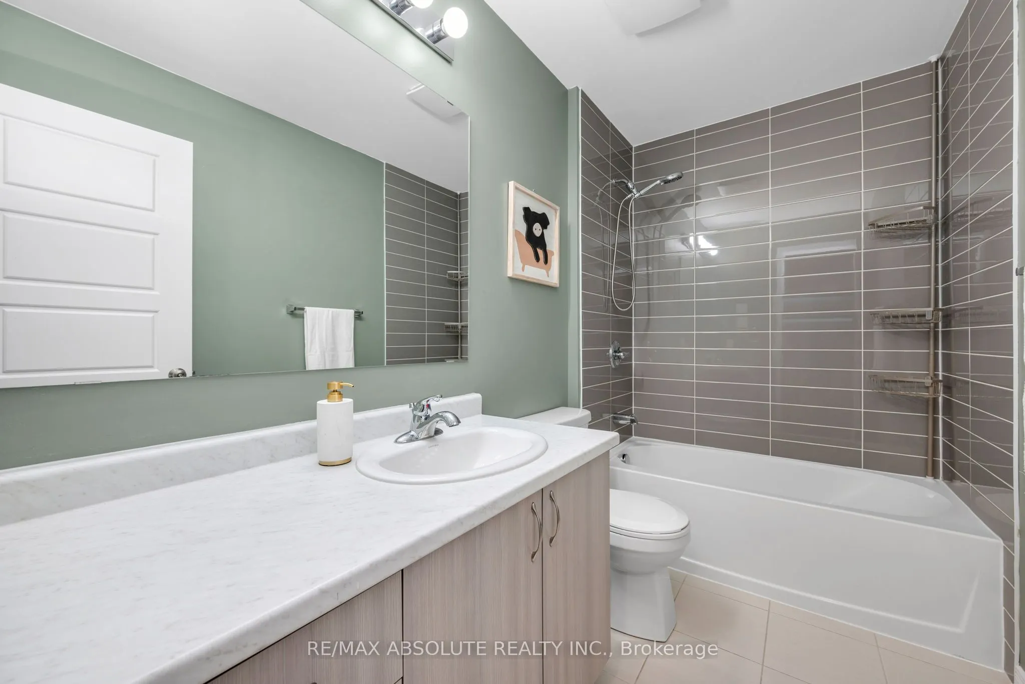 302 Haliburton Heights