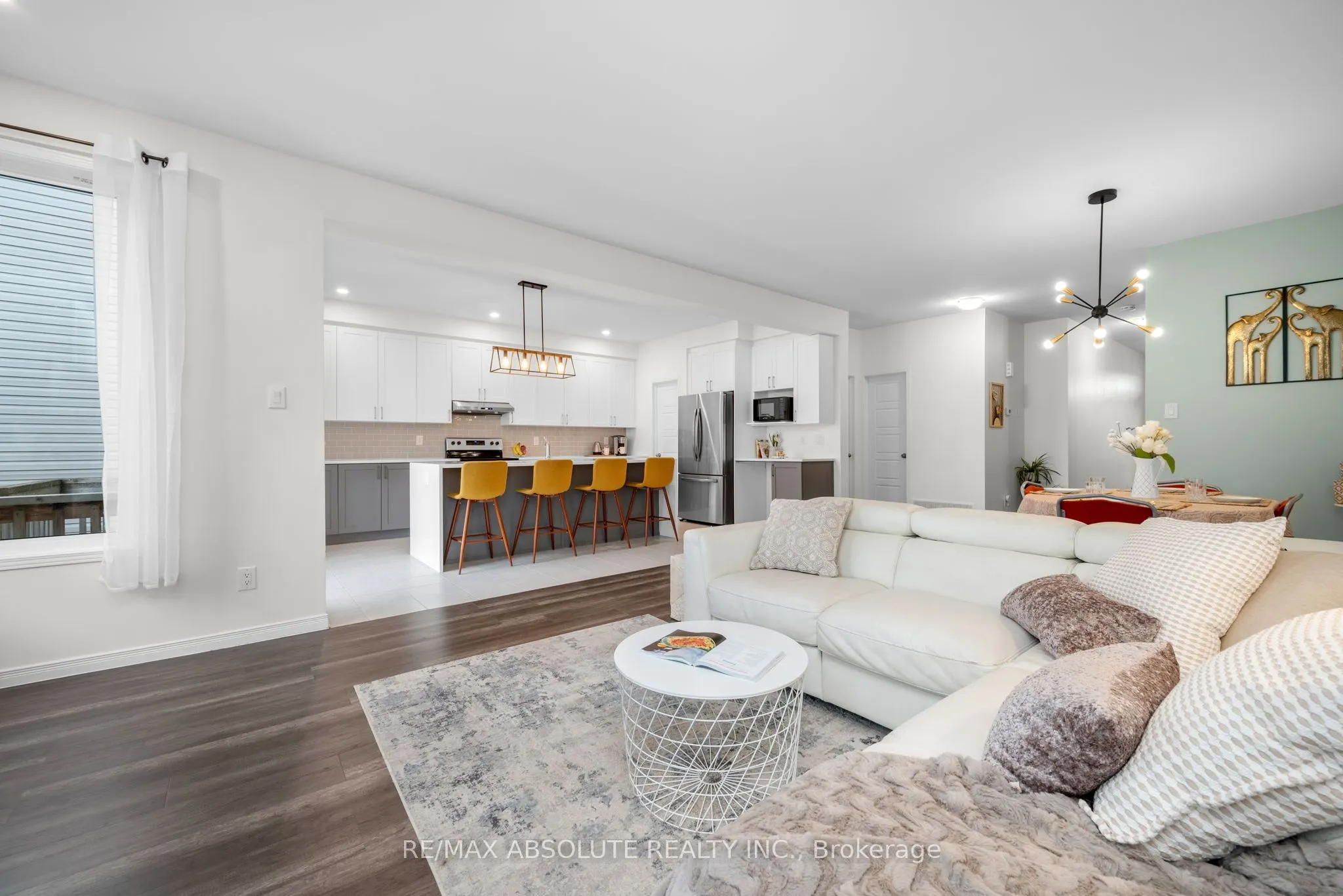 302 Haliburton Heights