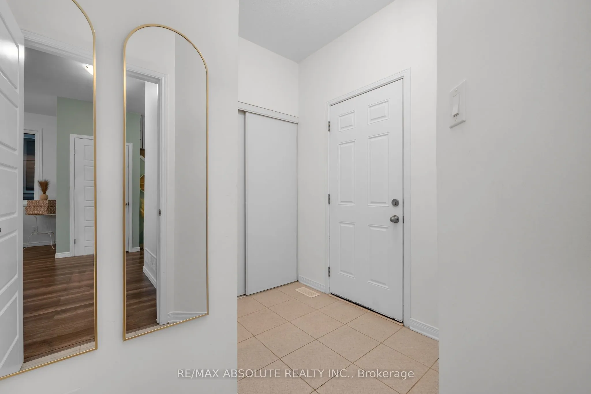 302 Haliburton Heights