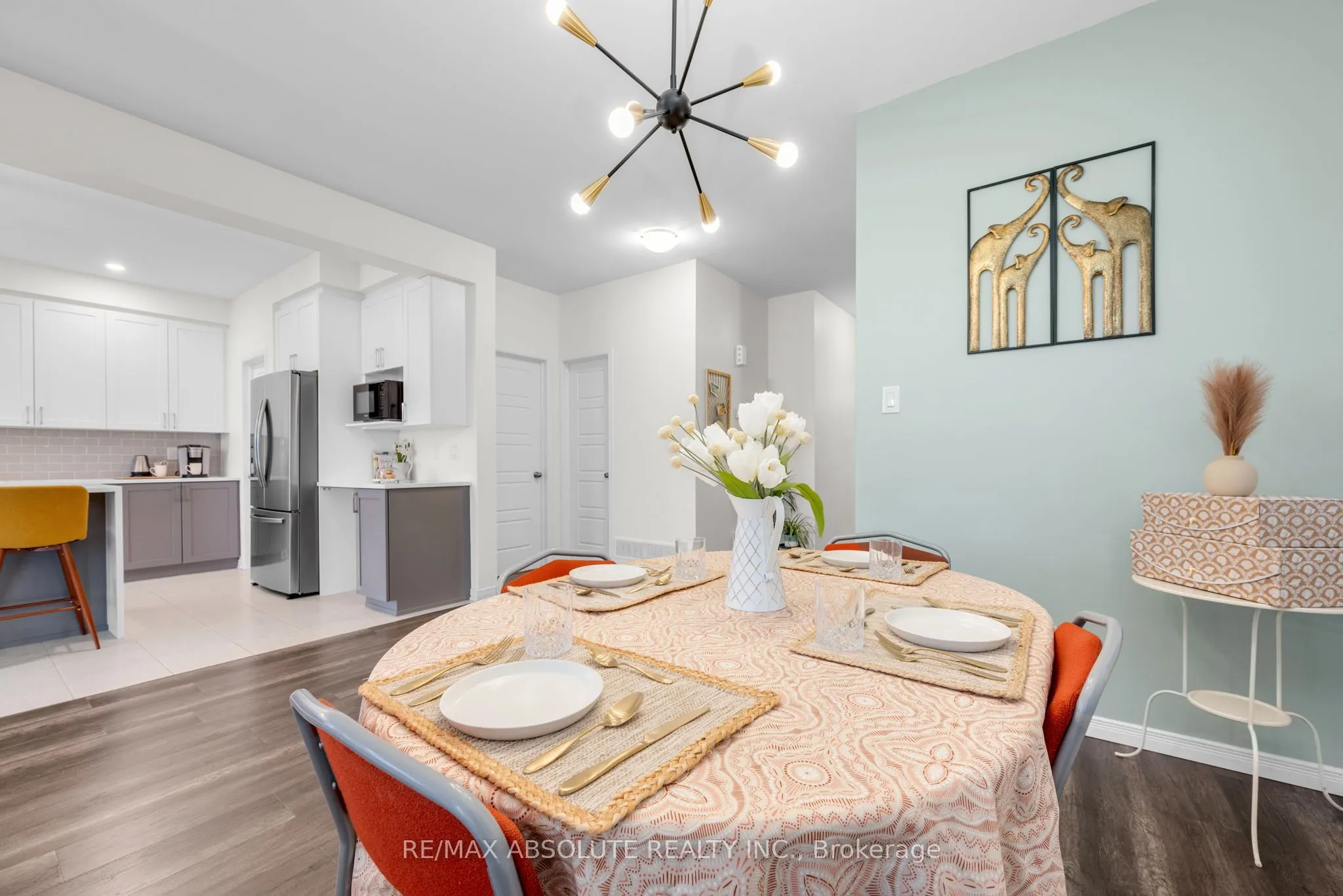 302 Haliburton Heights