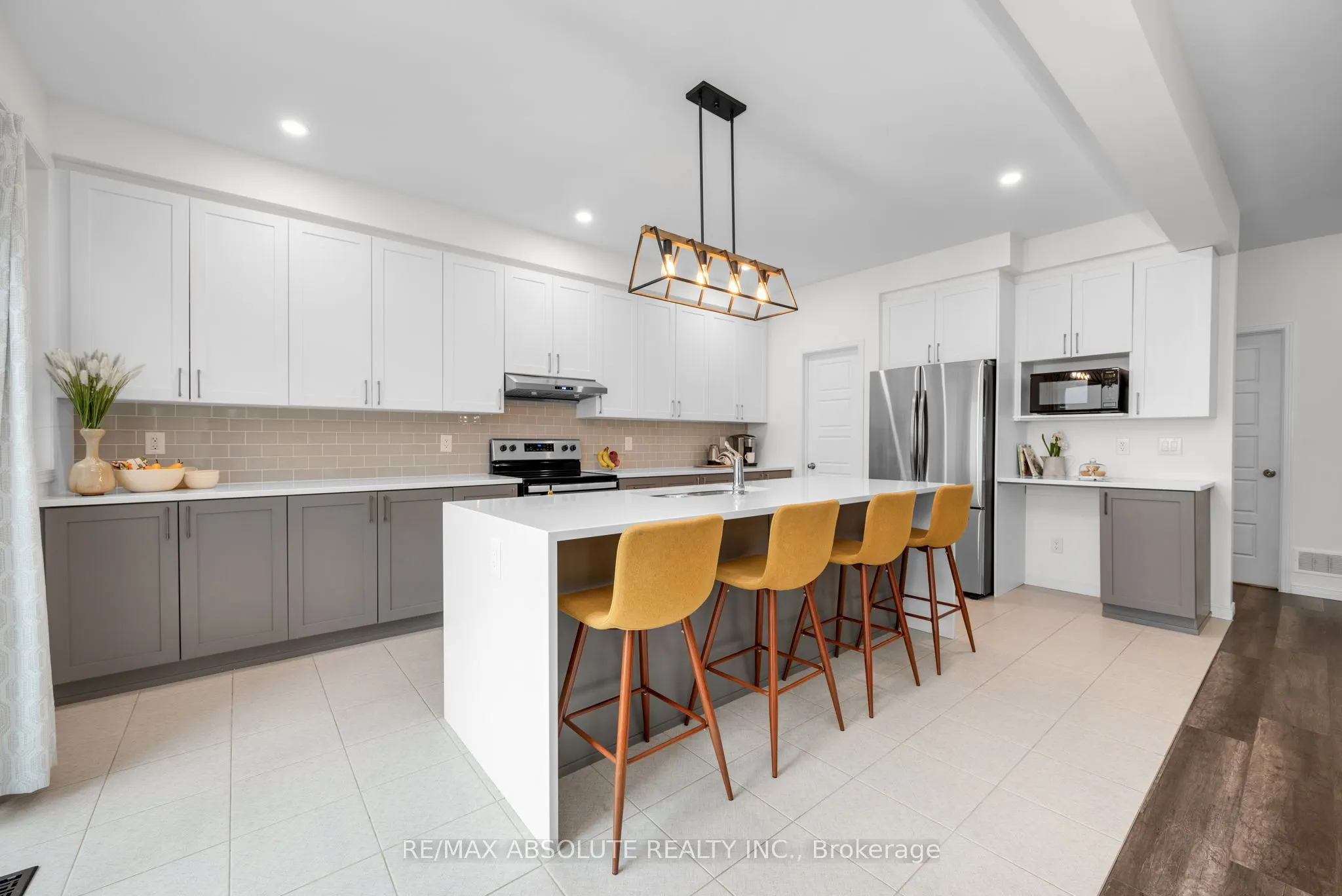 302 Haliburton Heights