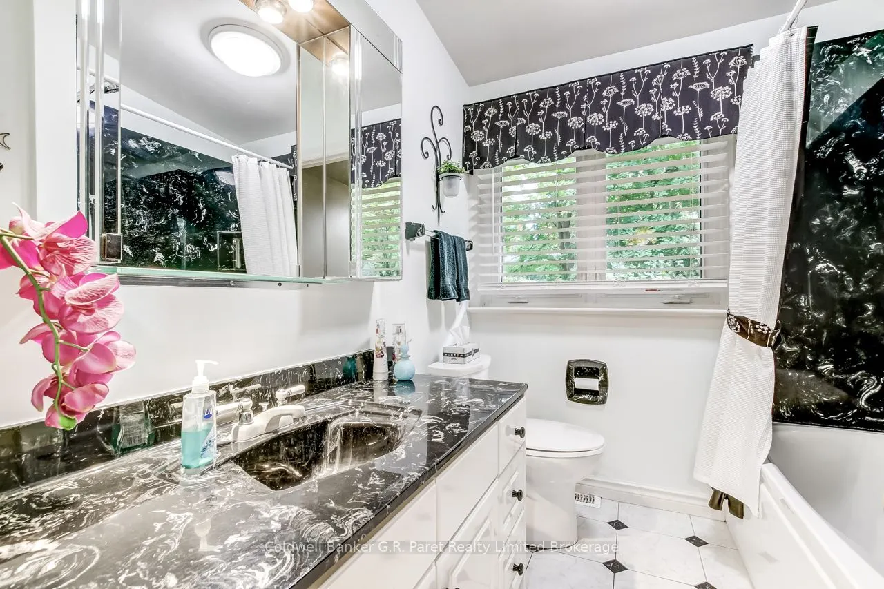 7 & 9 Lisgar Court