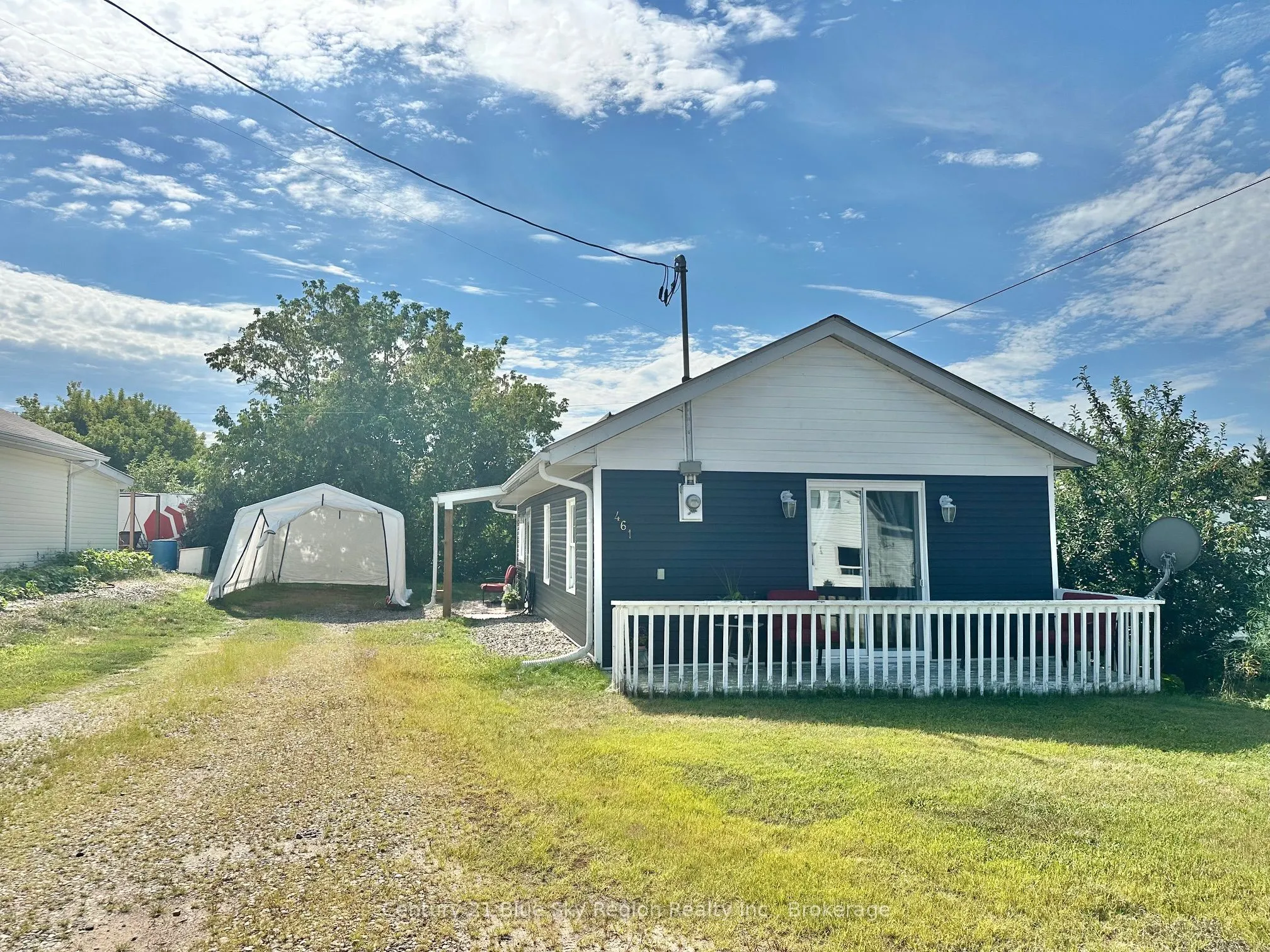 461 McKenzie Street
