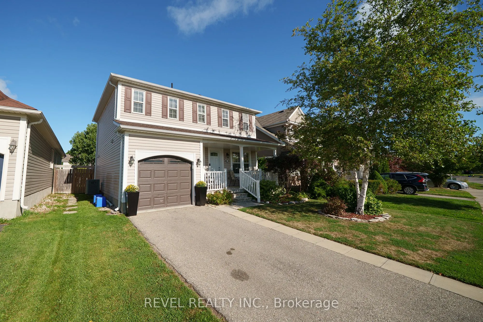 22 Hollinrake Avenue