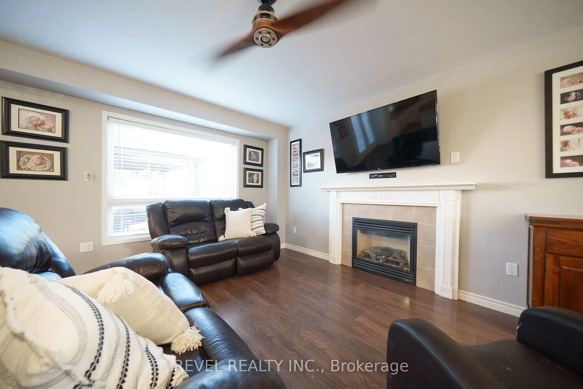 22 Hollinrake Avenue