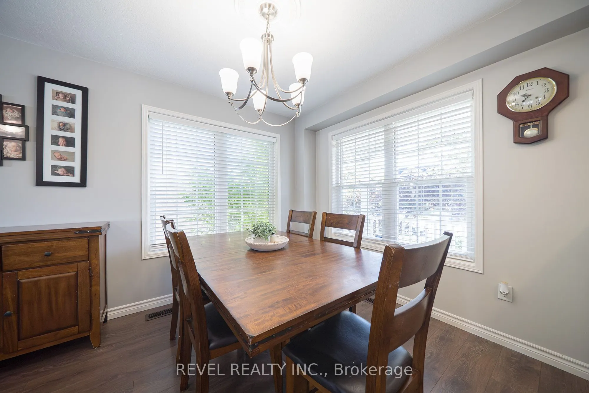 22 Hollinrake Avenue