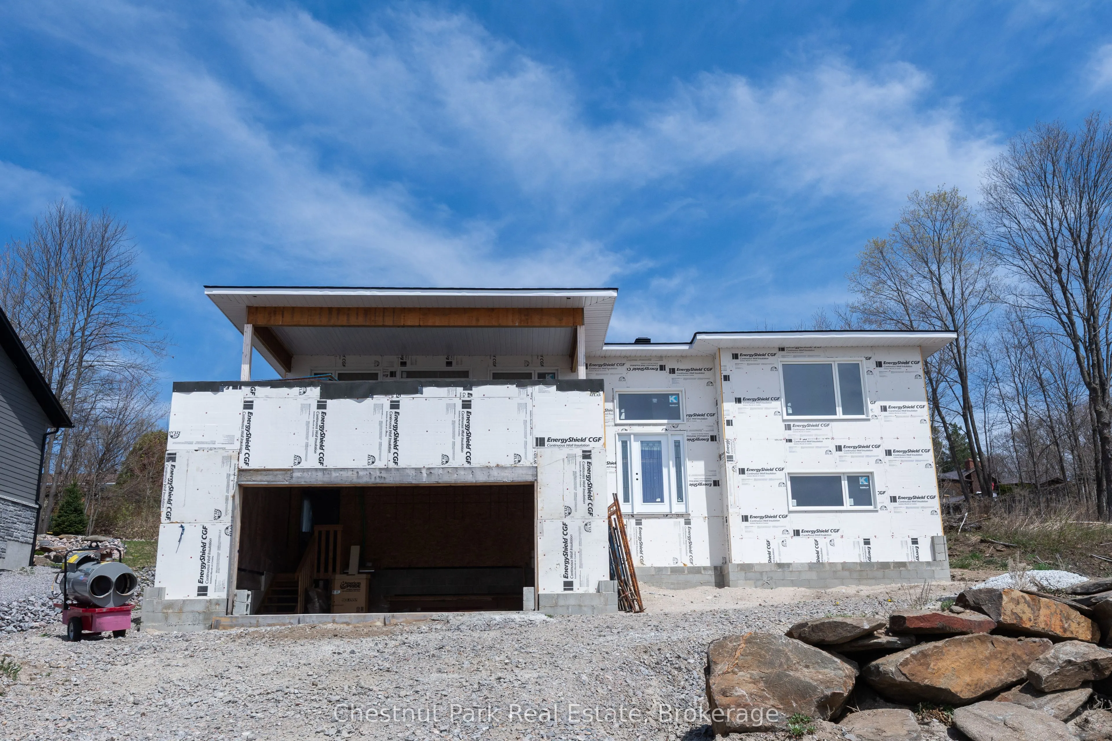 452 Surrey Drive