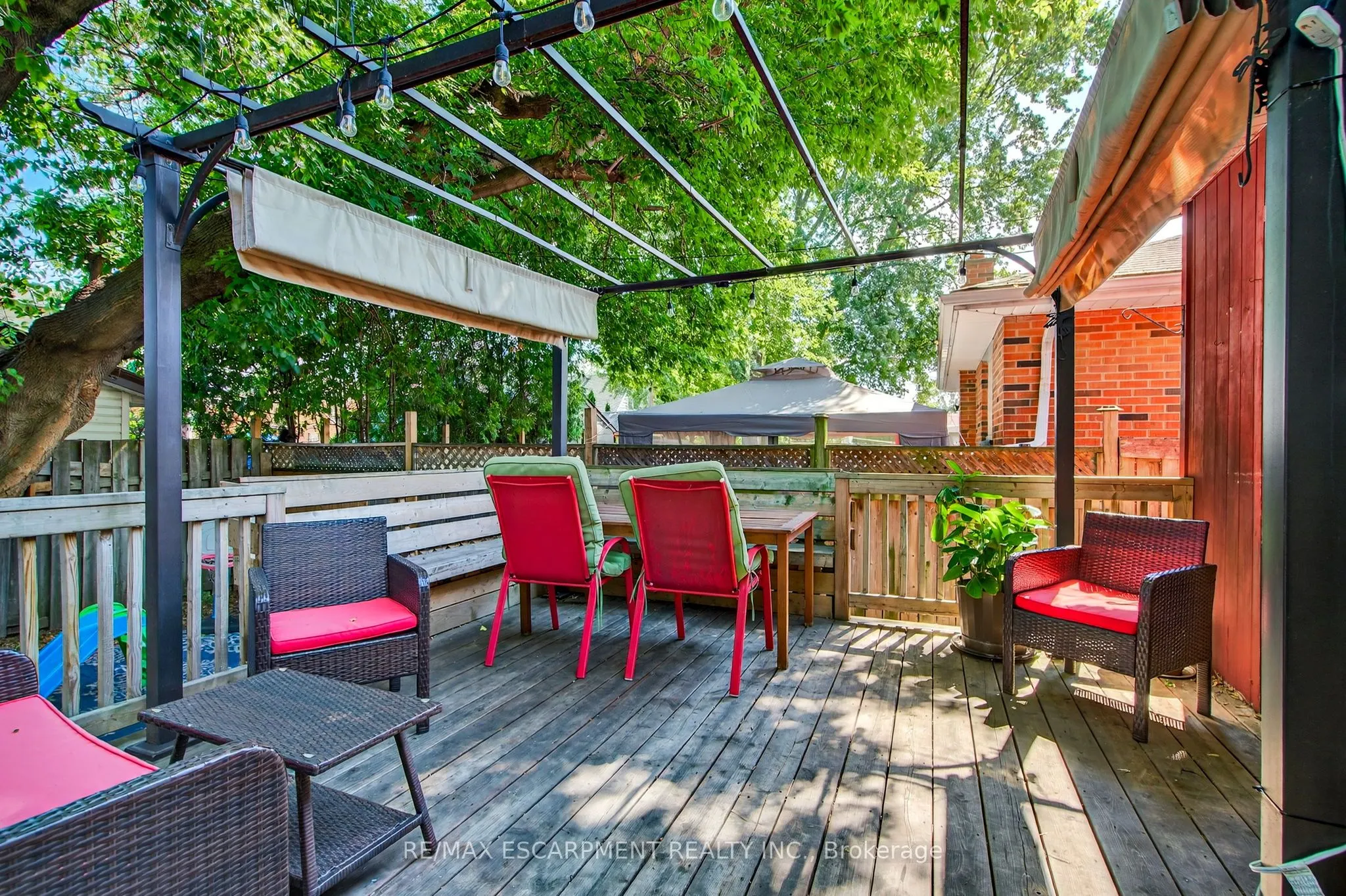 146 Normanhurst Avenue W