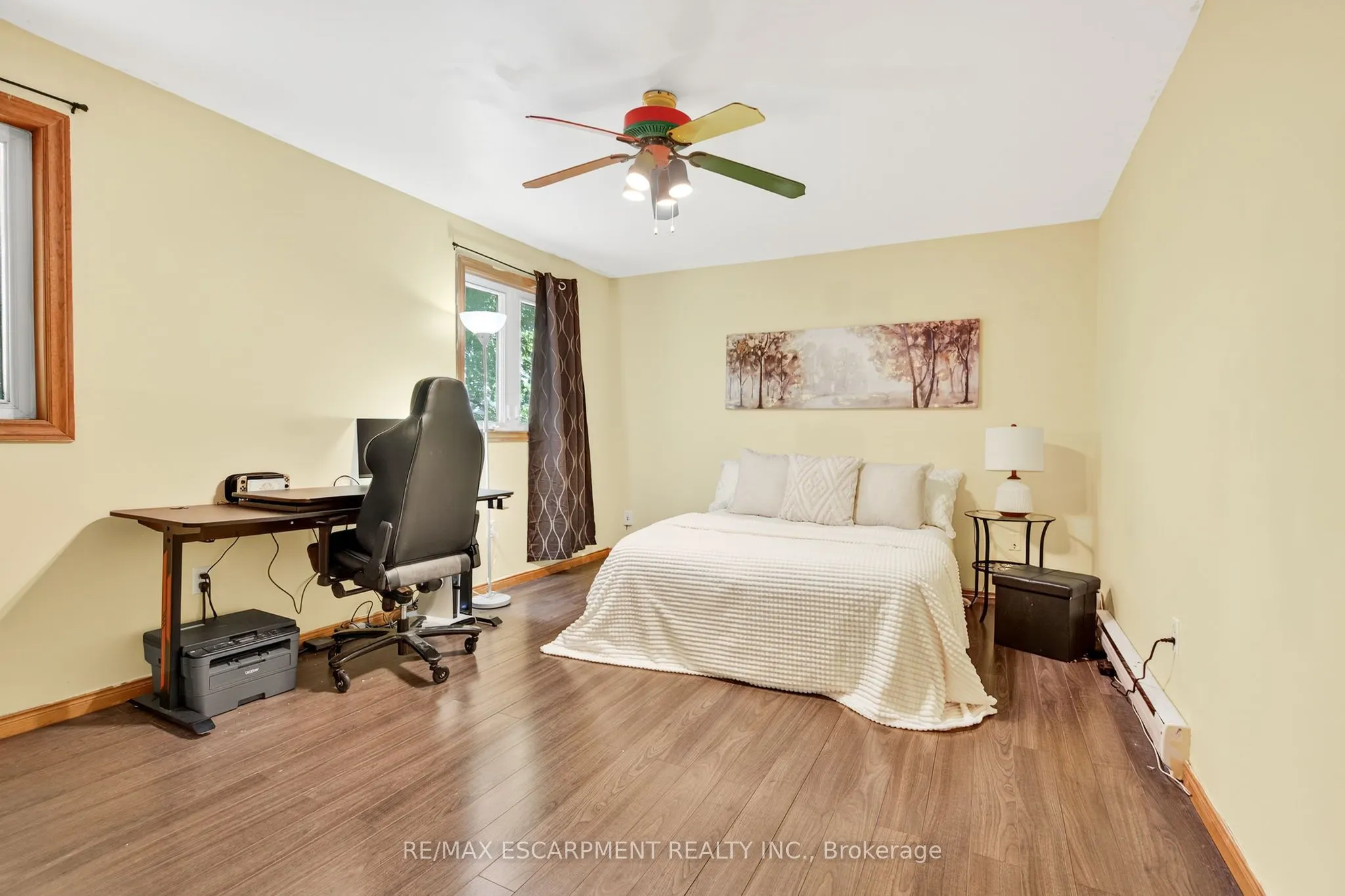 146 Normanhurst Avenue W
