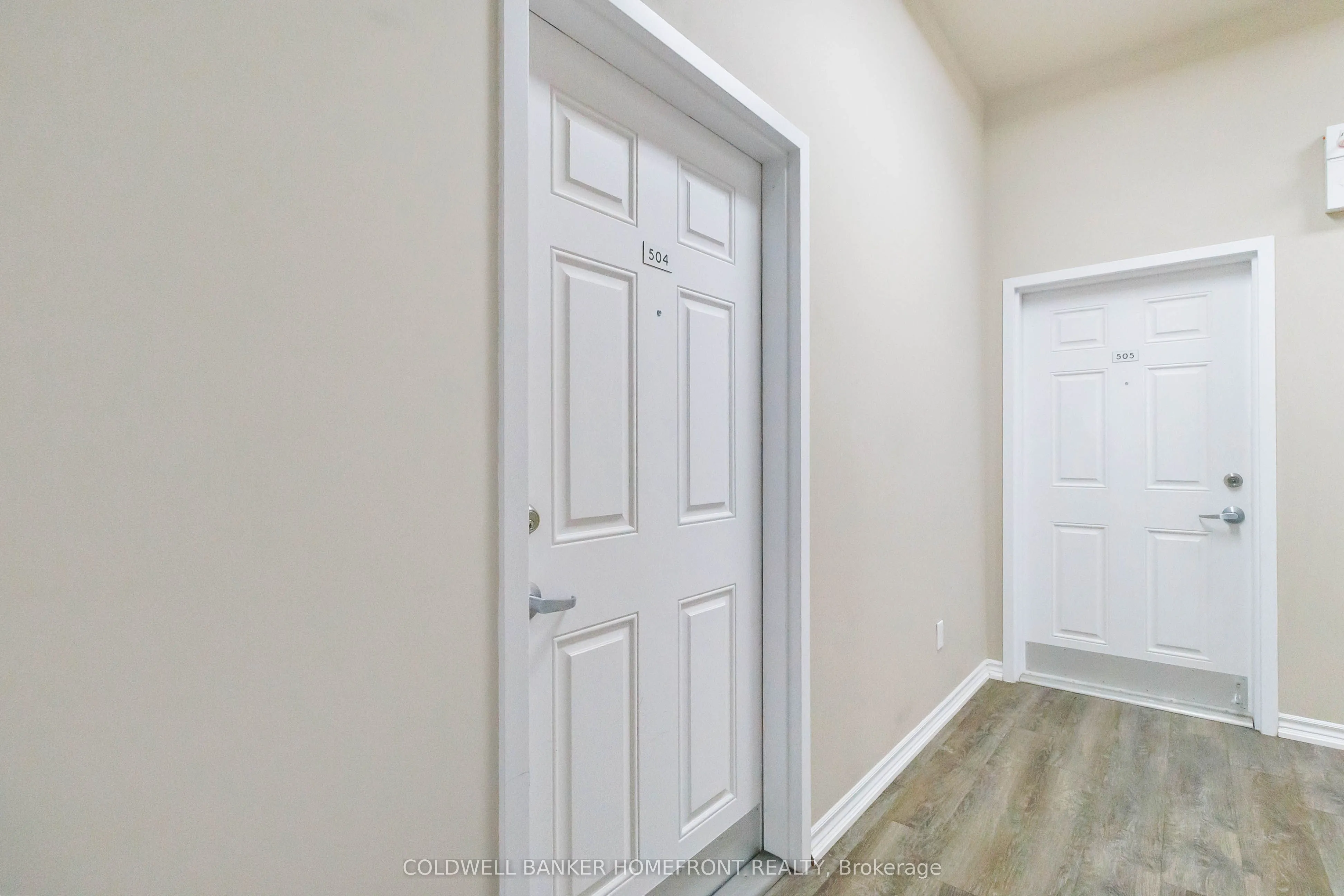 140 West River Street, #504
