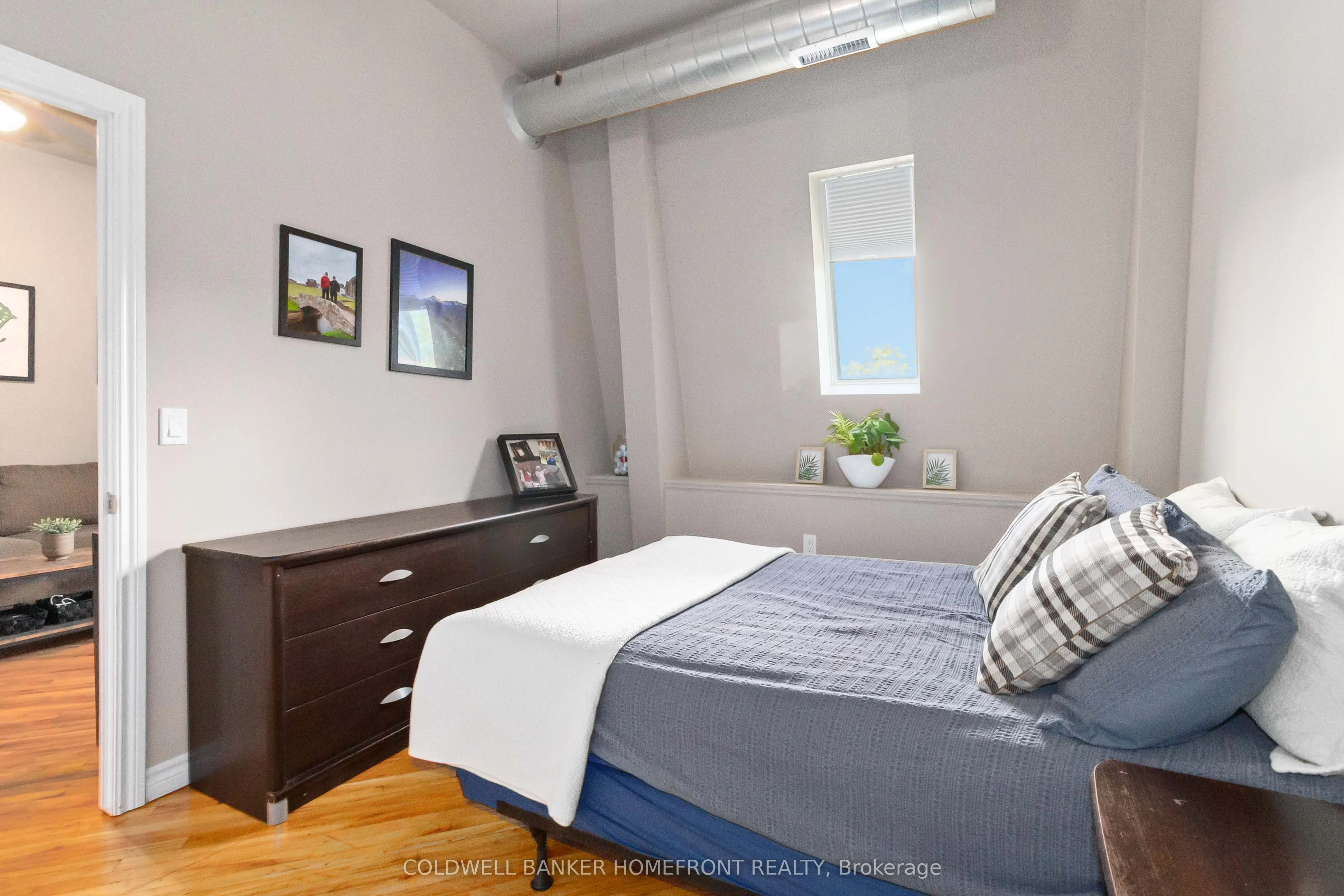 140 West River Street, #504