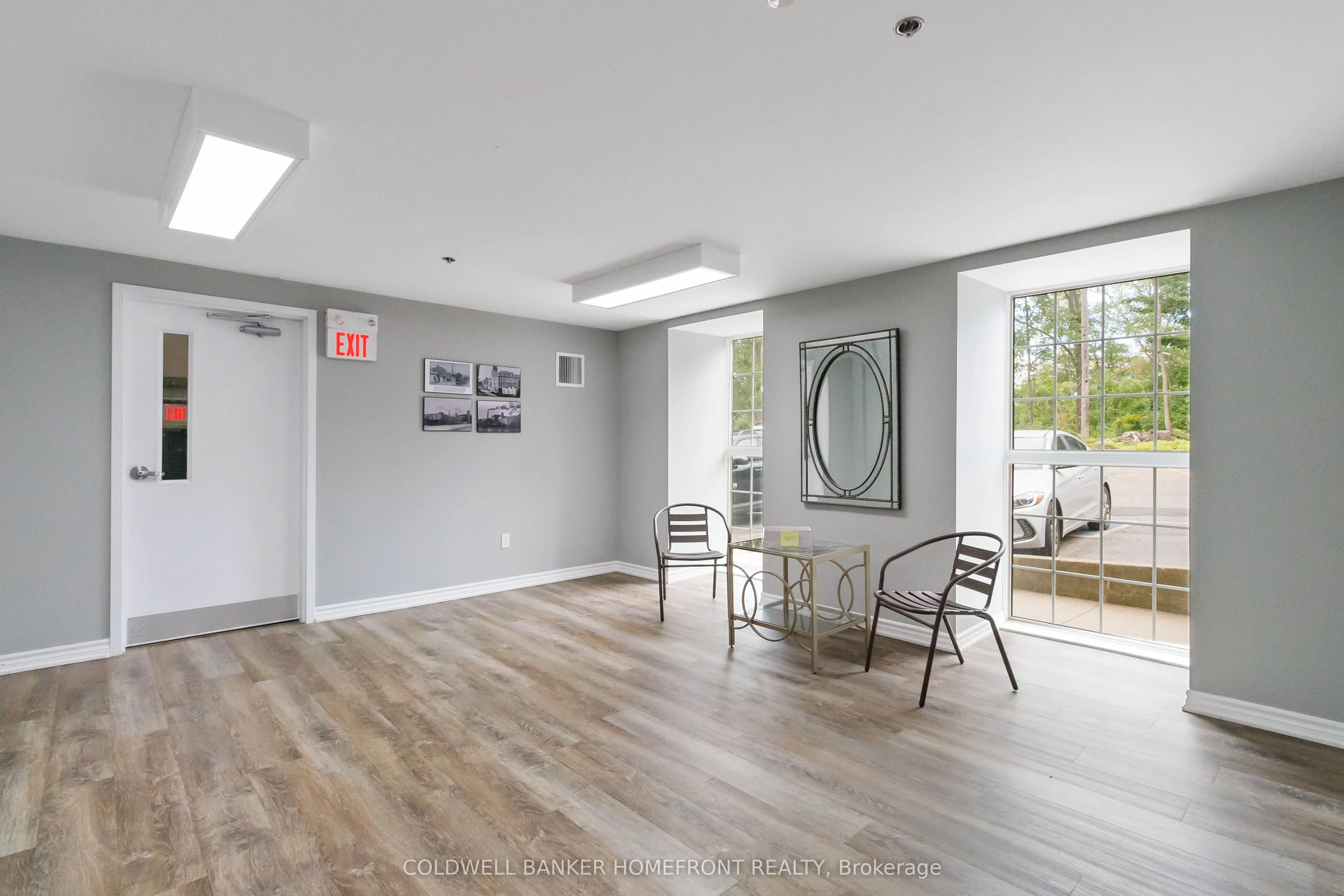 140 West River Street, #504