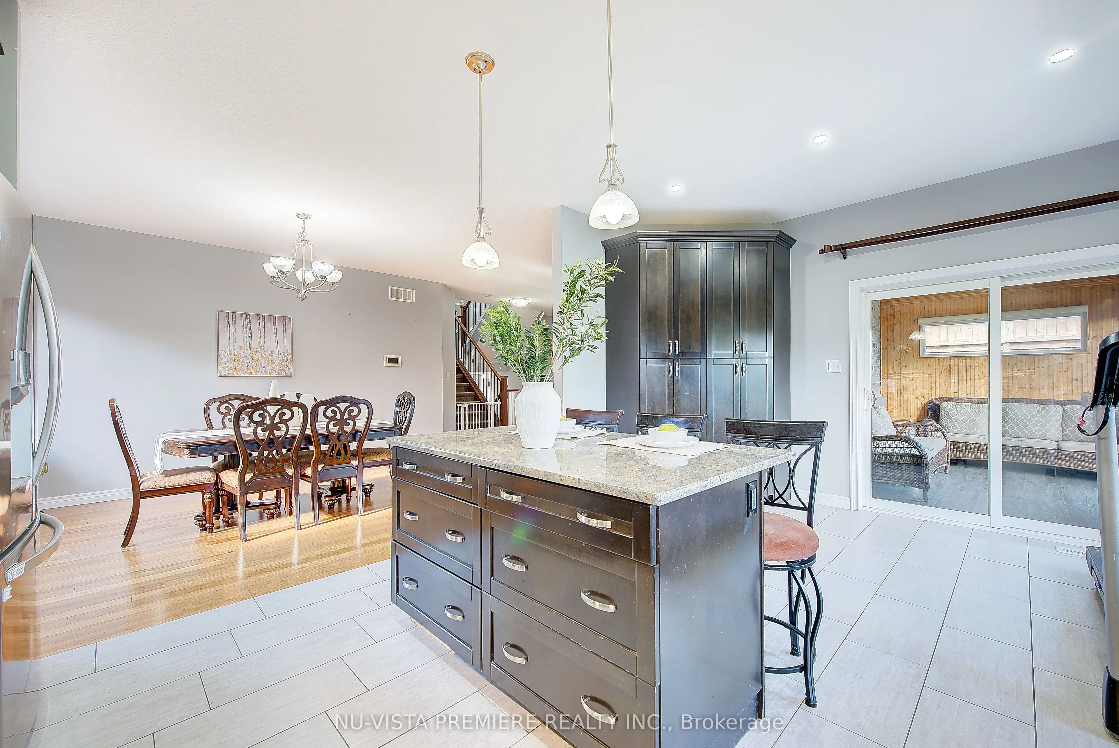 3144 JINNIES Street
