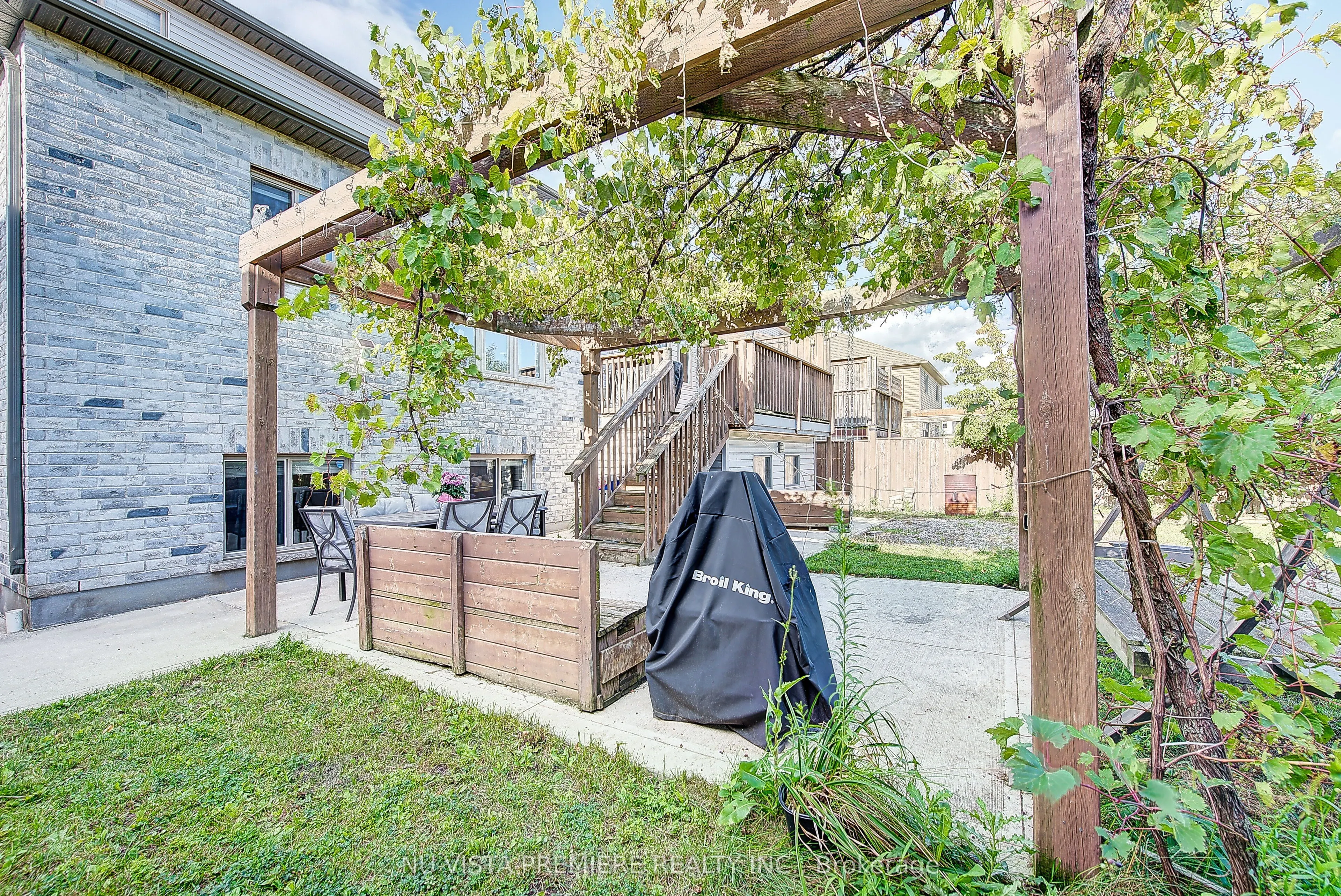 3144 JINNIES Street