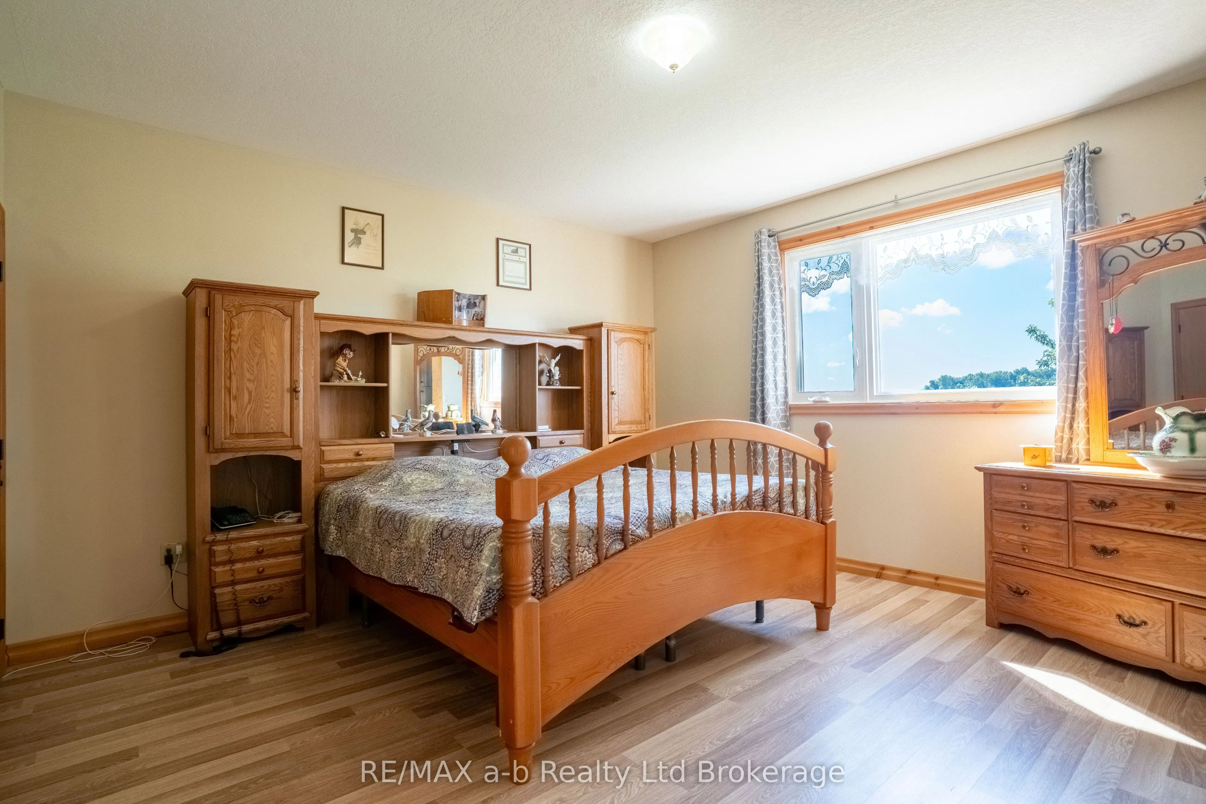324500 Mount Elgin Road