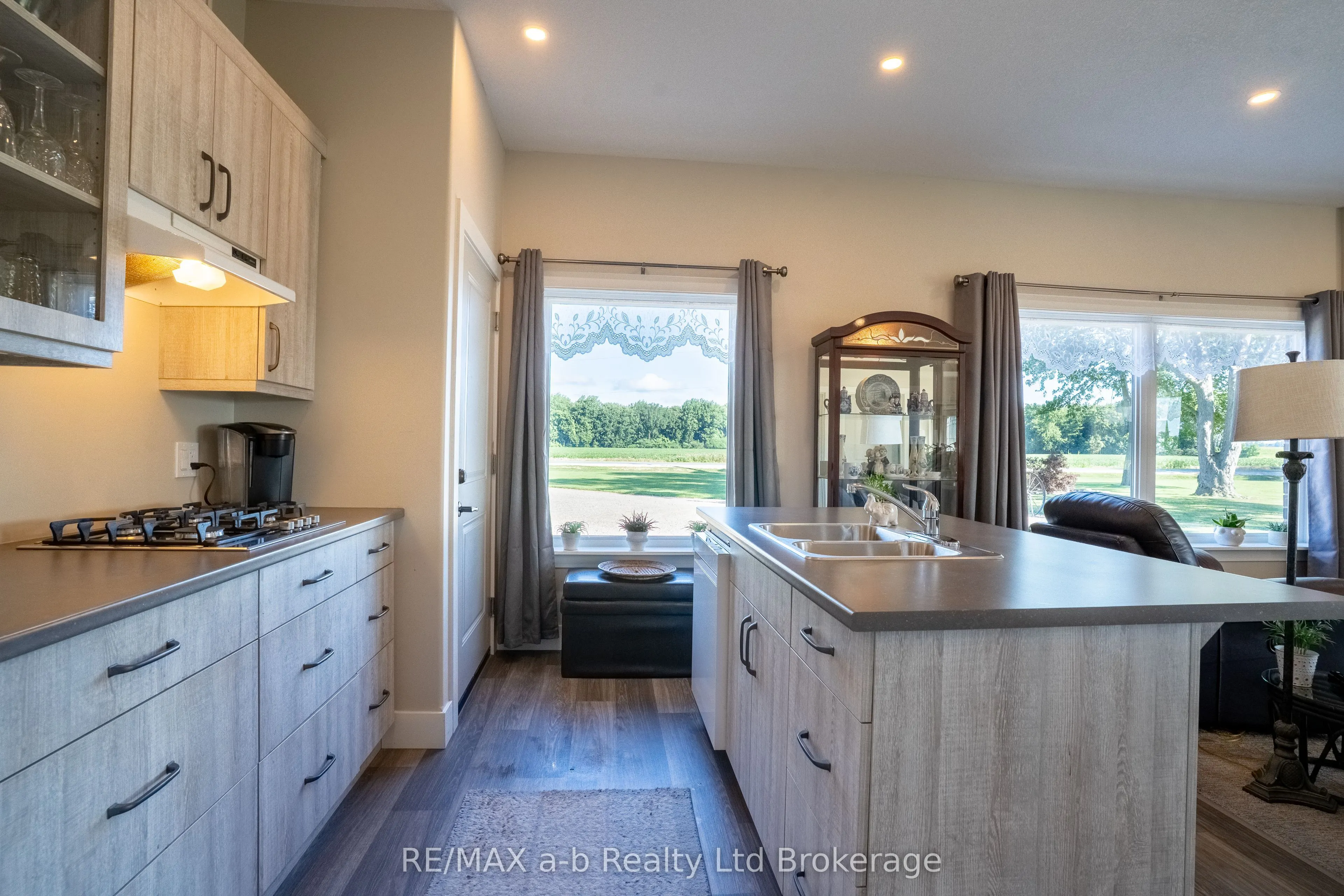 324500 Mount Elgin Road