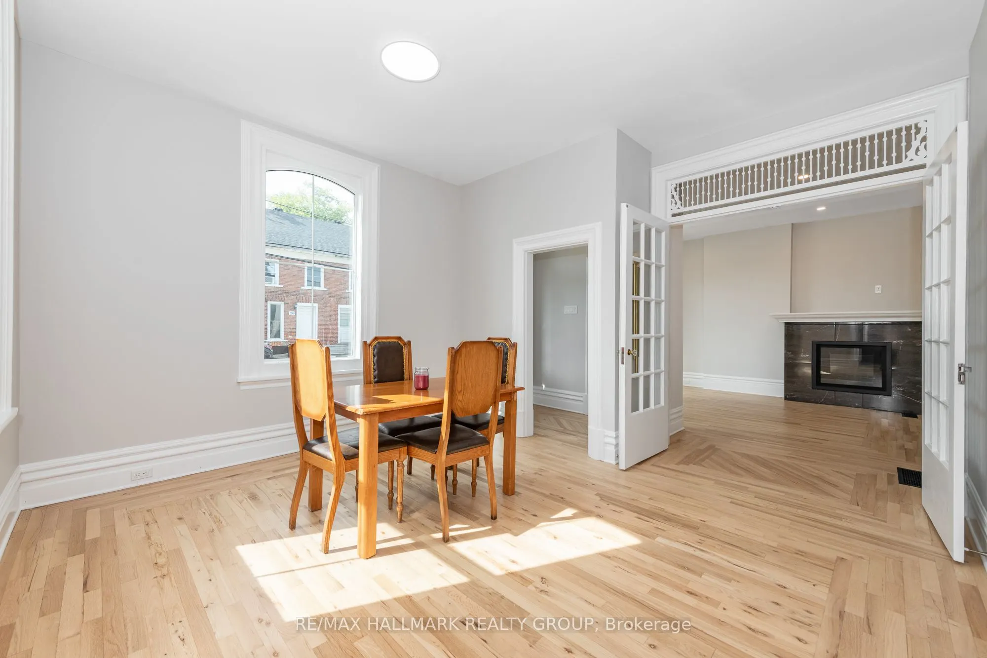 108 Clothier Street E