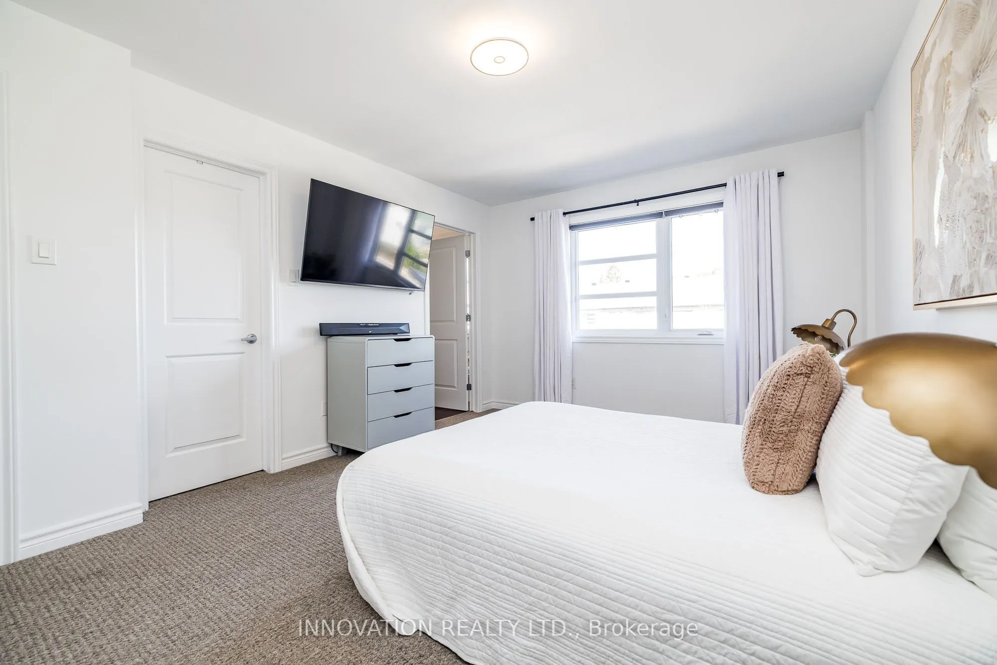 288 Munro Street