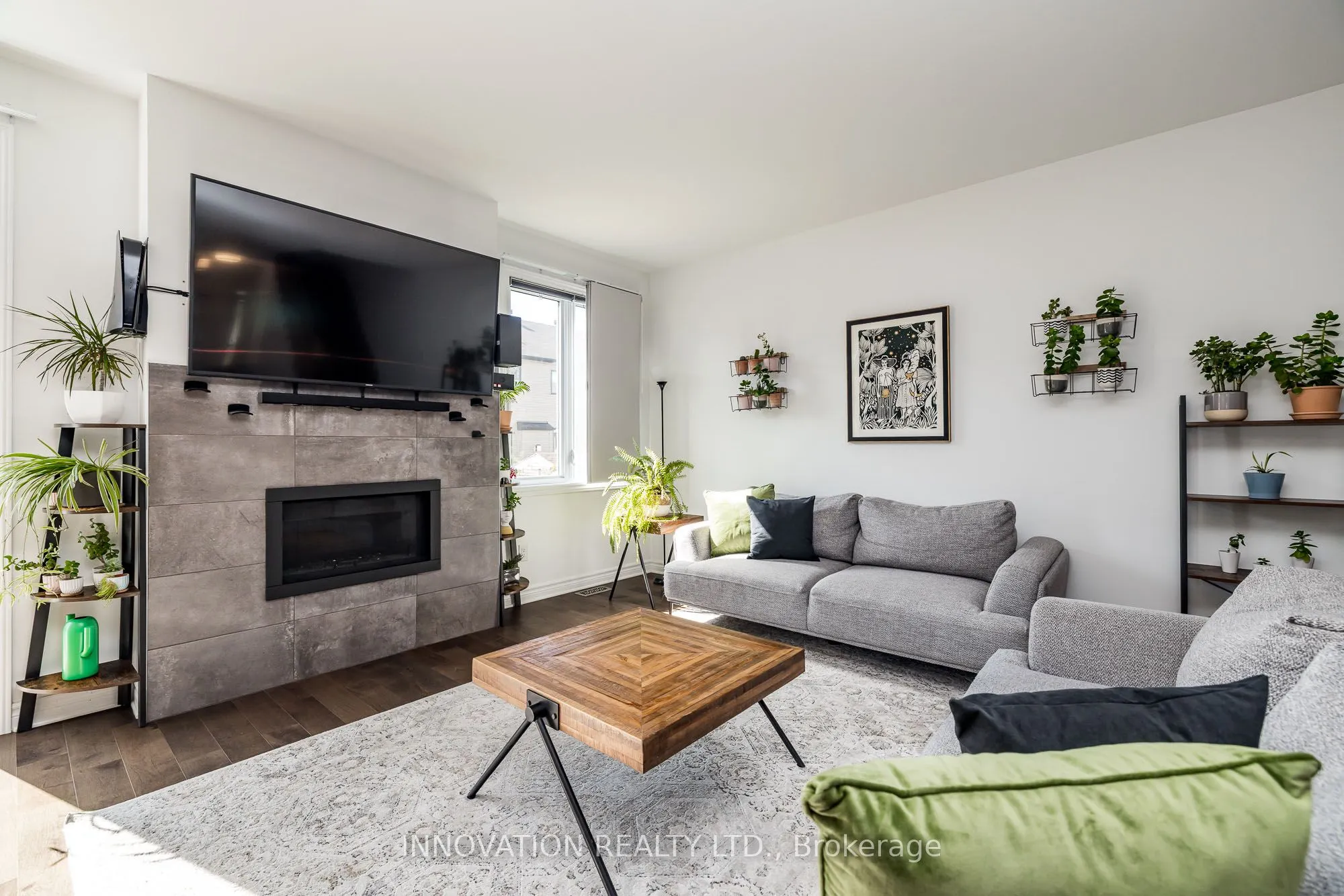 288 Munro Street
