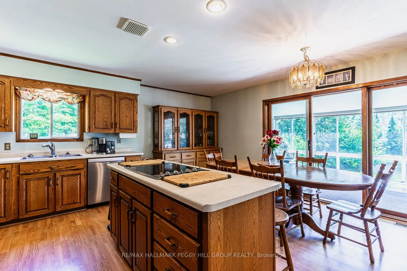483 Spring Hill Road W
