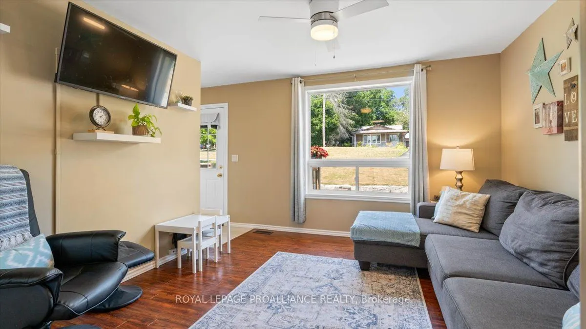 77 Livingstone Avenue W