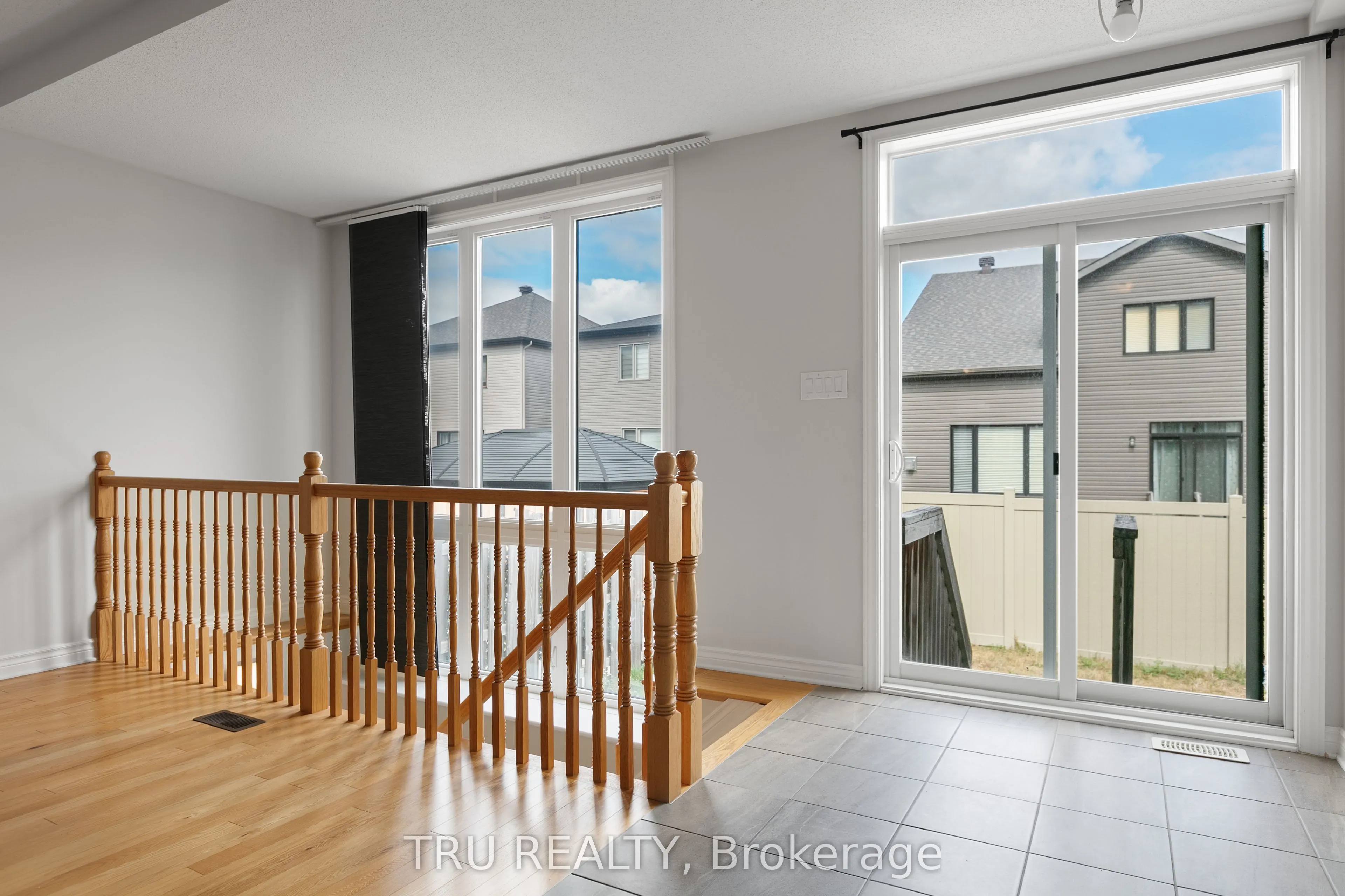 1146 BECKETT Crescent
