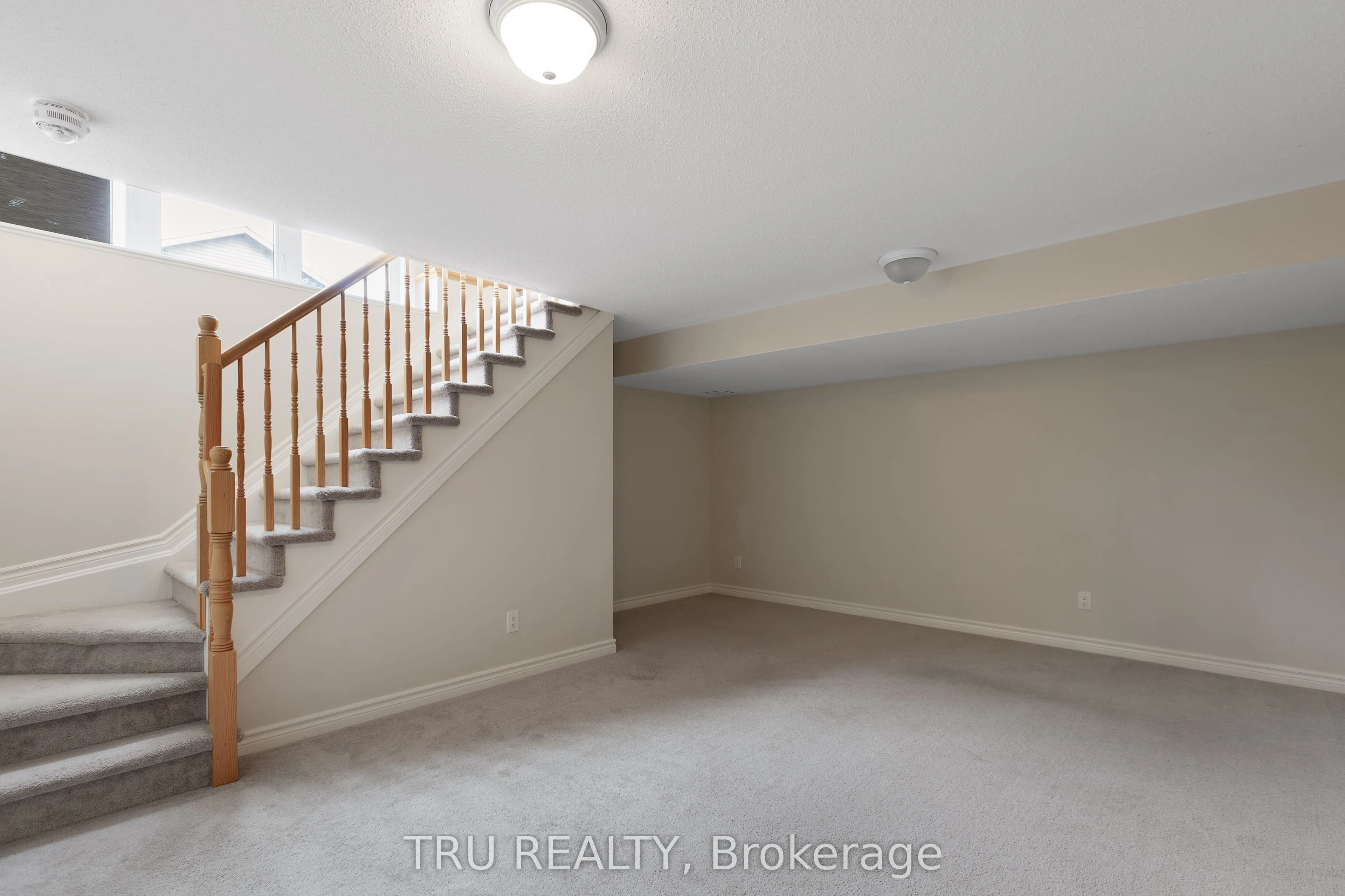 1146 BECKETT Crescent