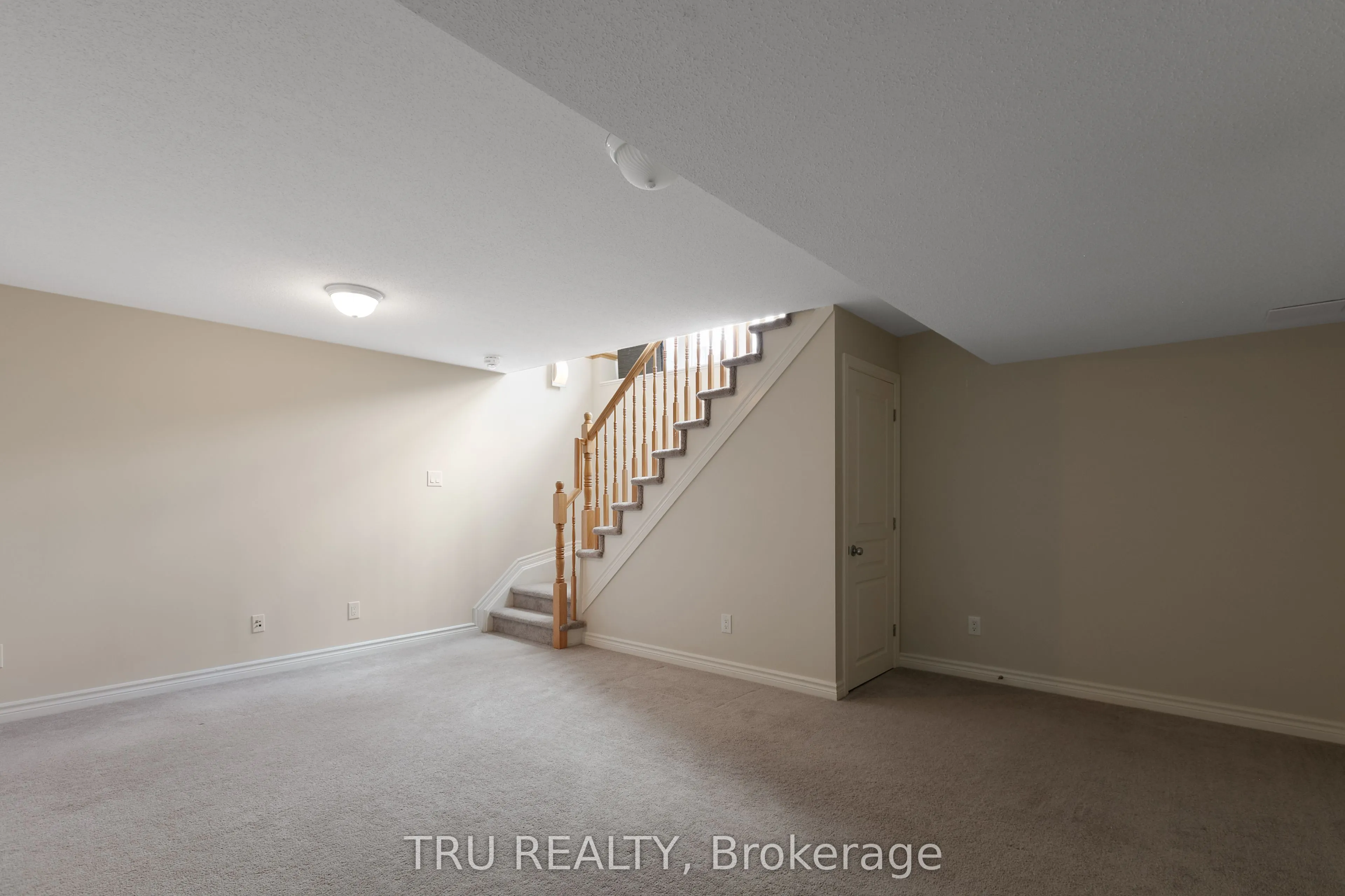 1146 BECKETT Crescent