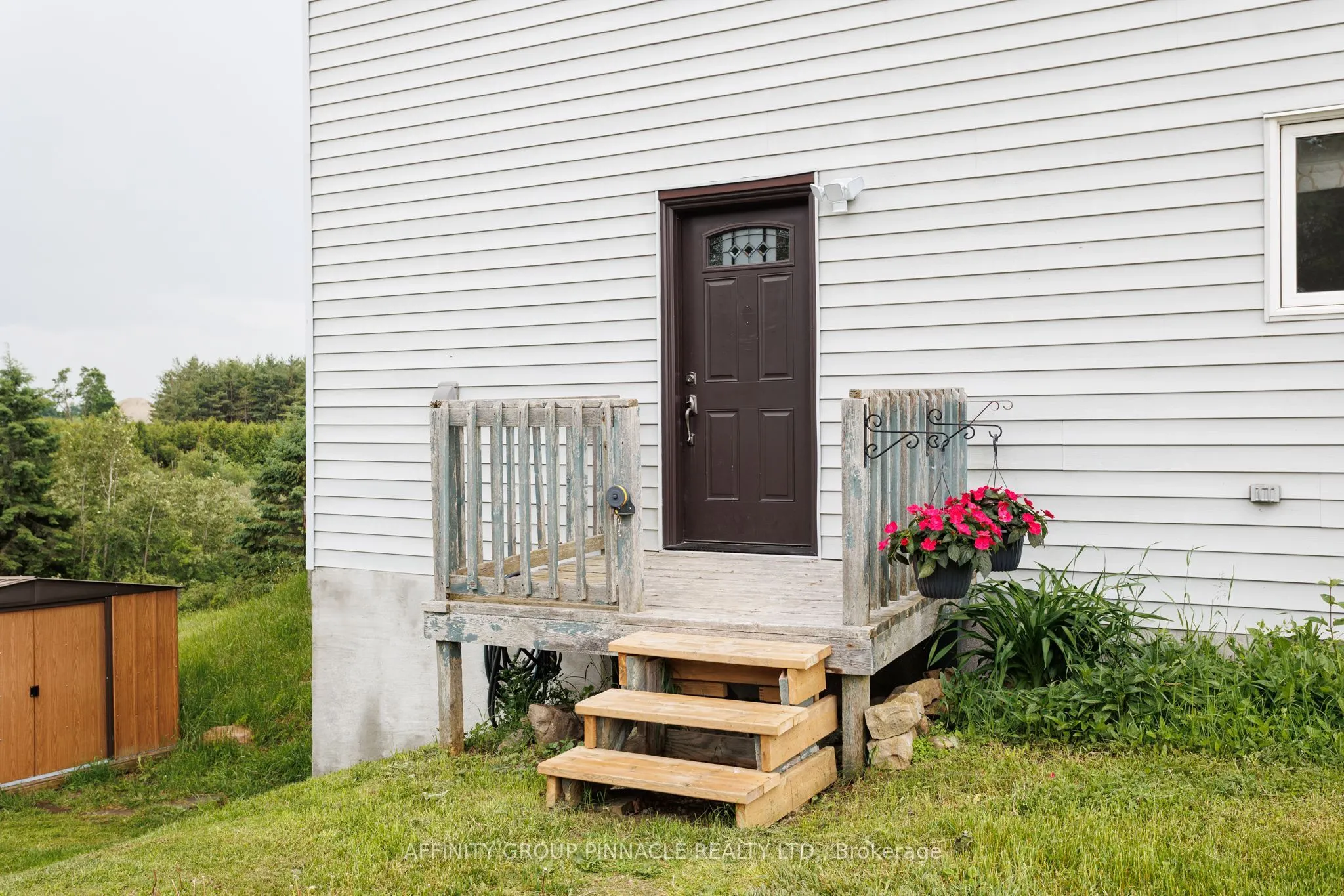730 The Glen Road