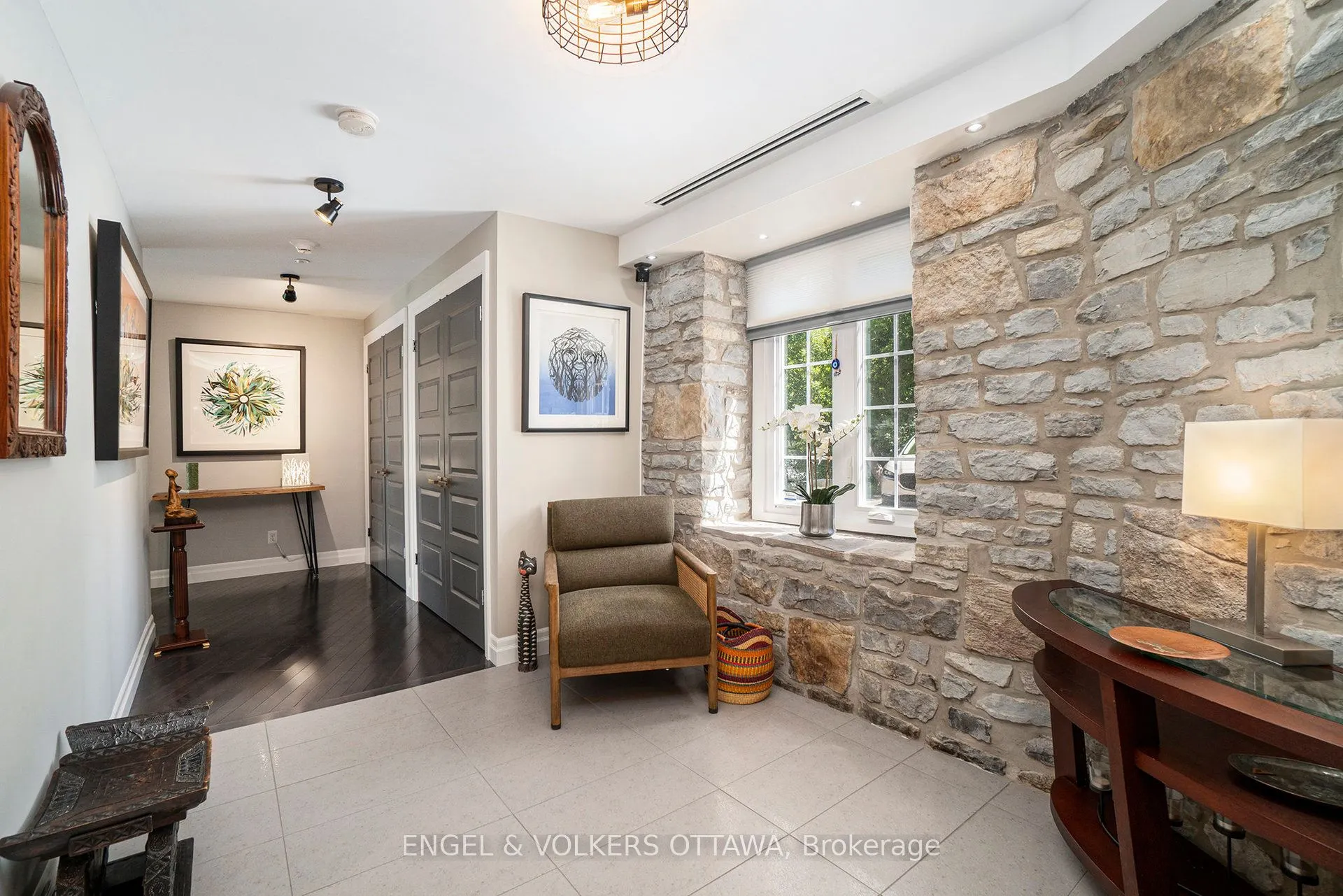 7 Mill Street, #103
