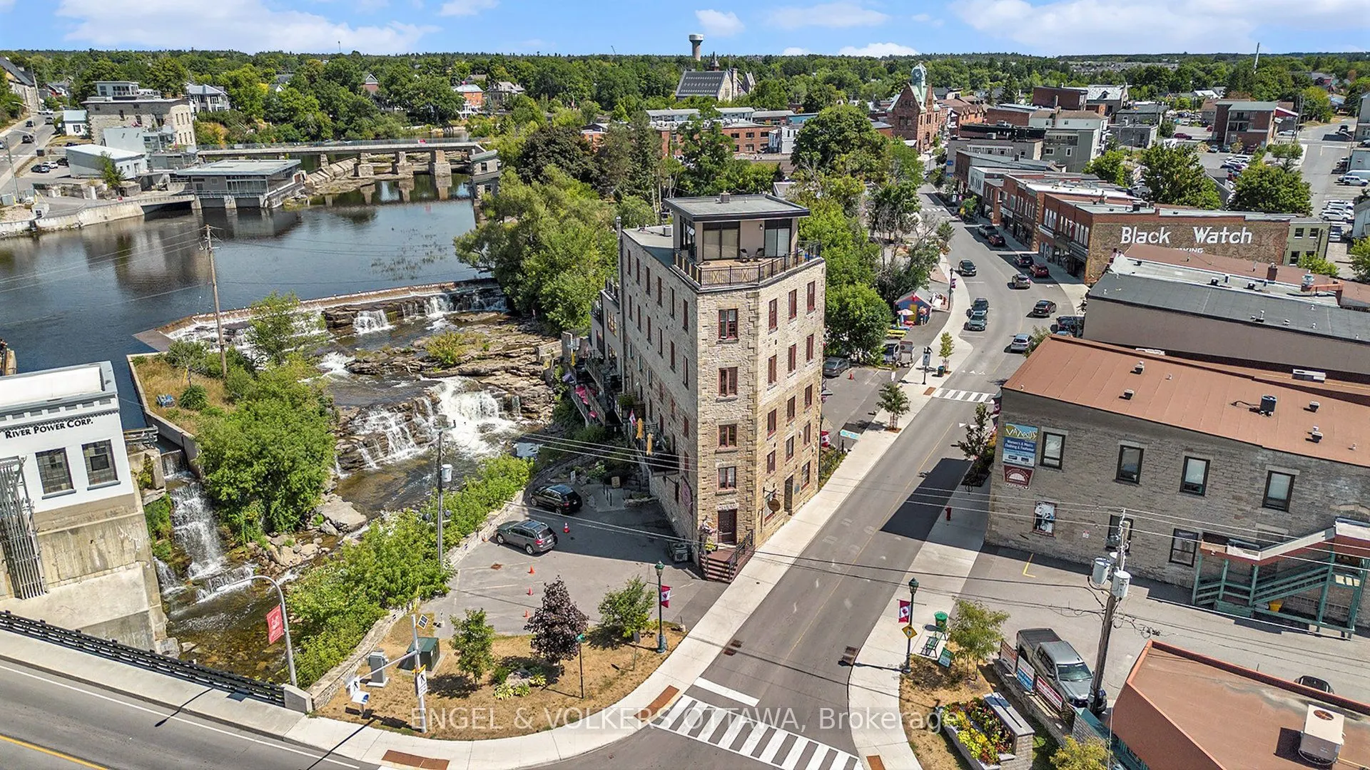 7 Mill Street, #103