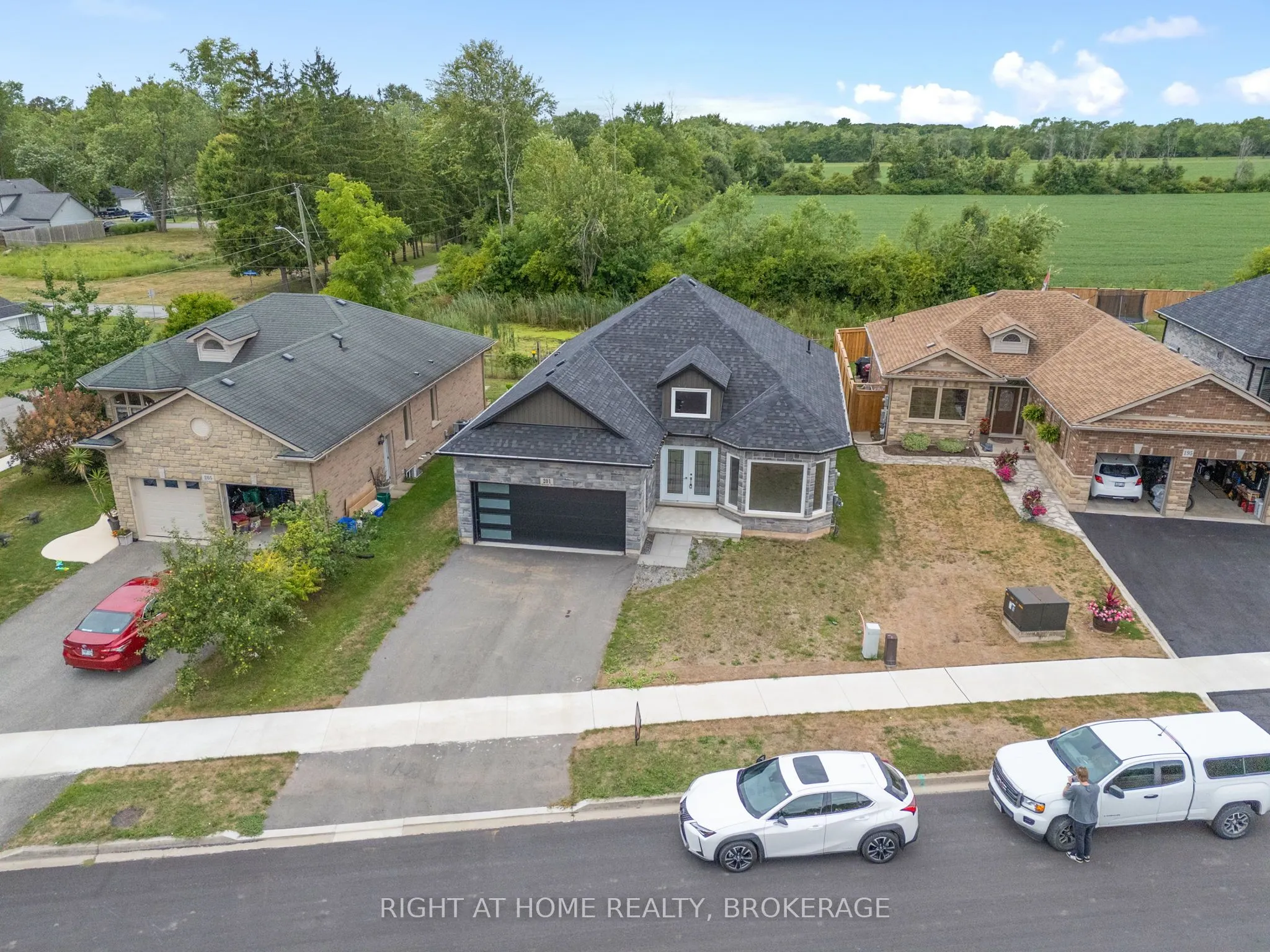 201 Hetram Court